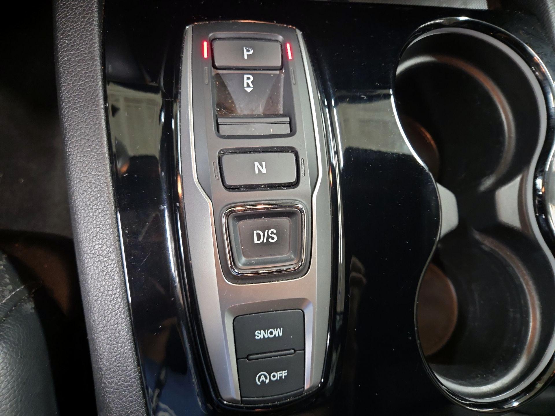 Thumbnail: 2019 Honda Passport - 17