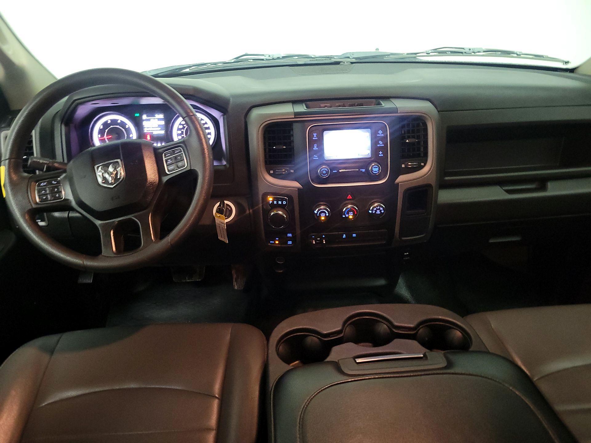 Thumbnail: 2022 RAM 1500 Classic - 9