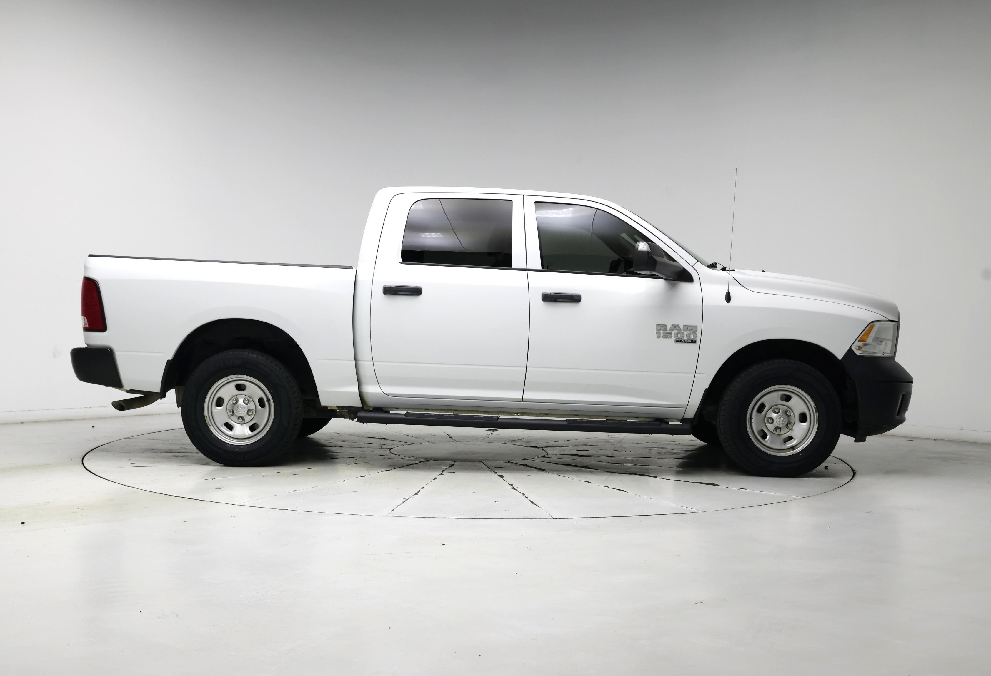 Thumbnail: 2022 RAM 1500 Classic - 7