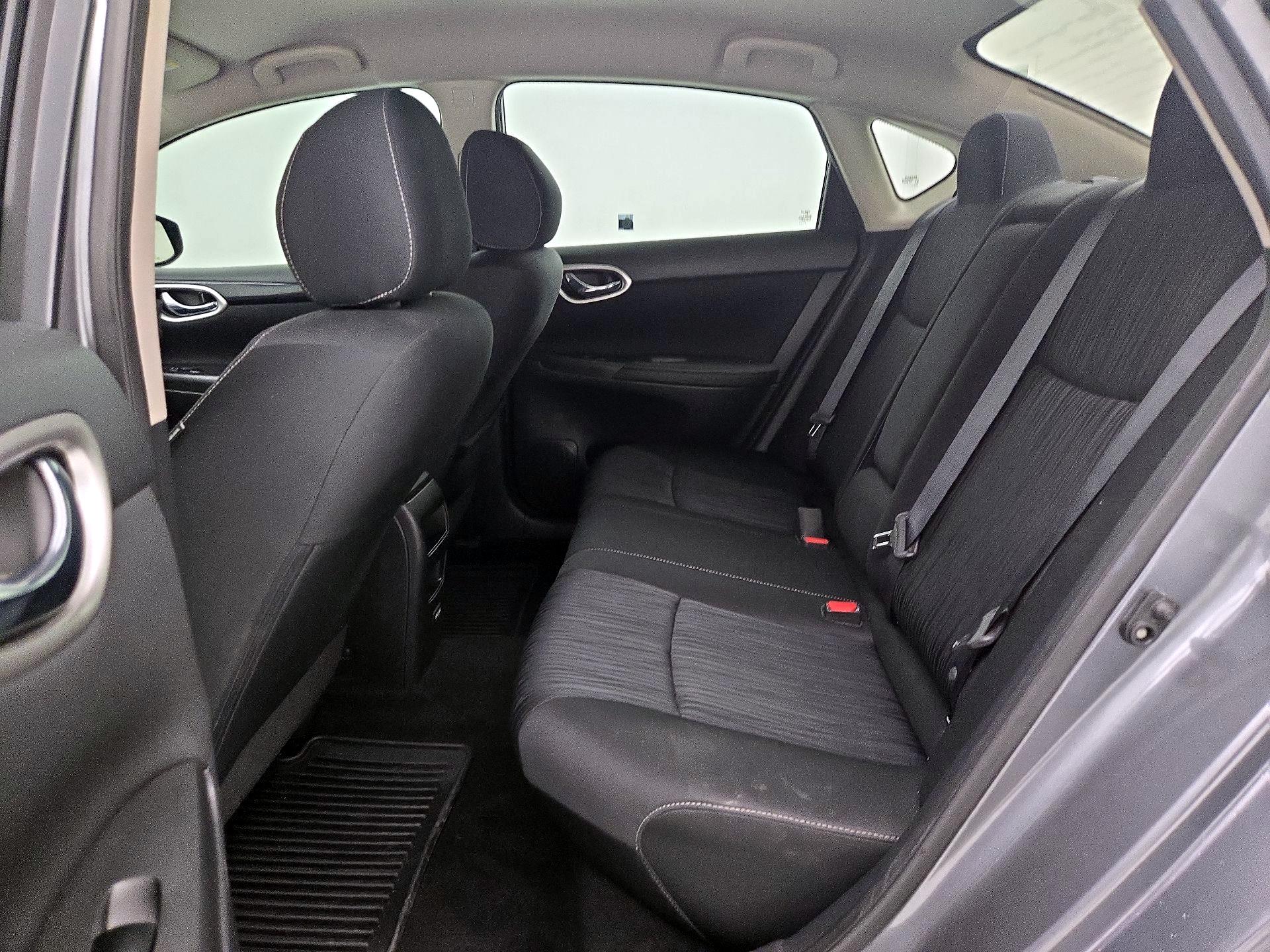 Thumbnail: 2019 Nissan Sentra - 19