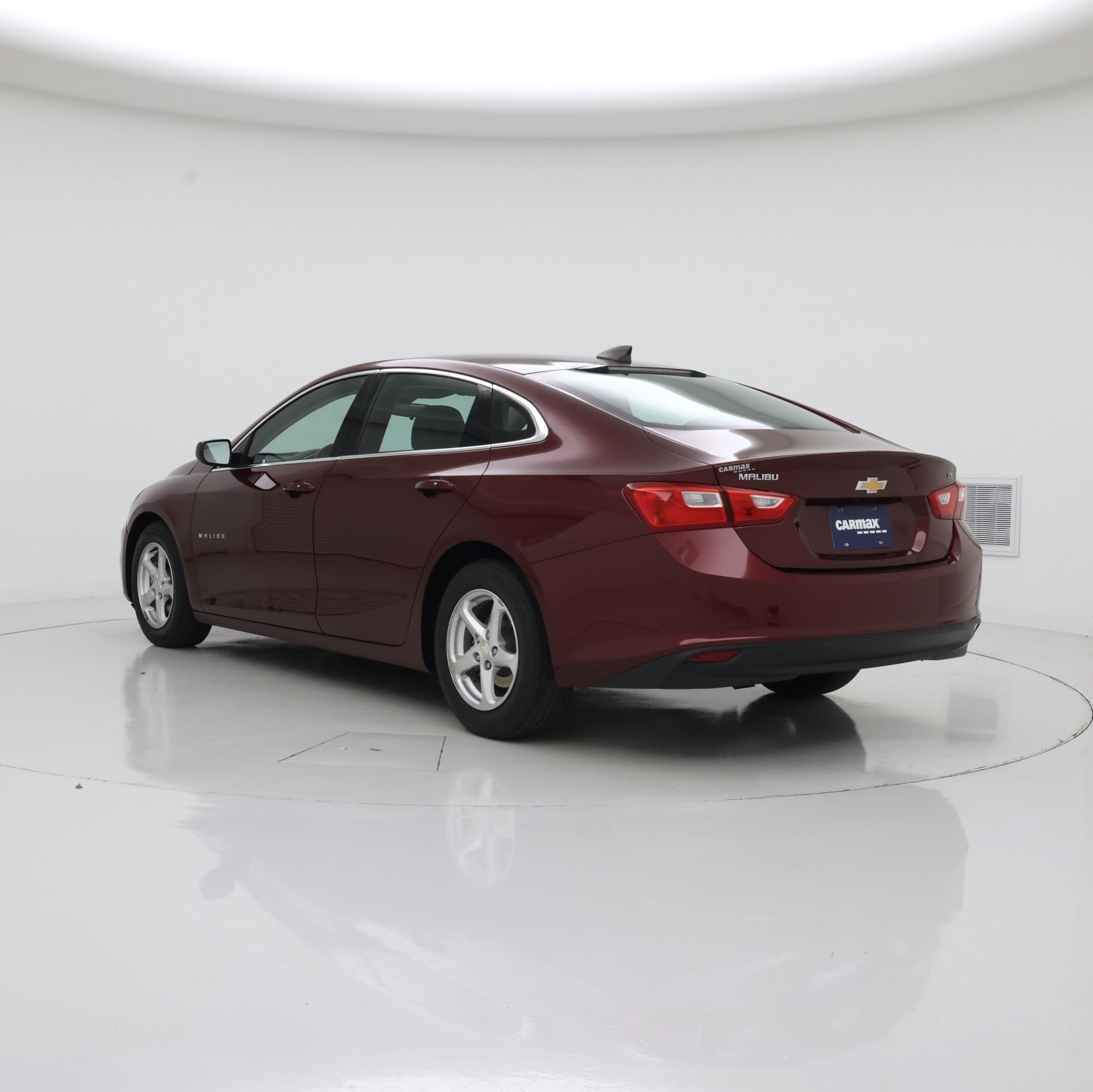 Thumbnail: 2016 Chevrolet Malibu - 2