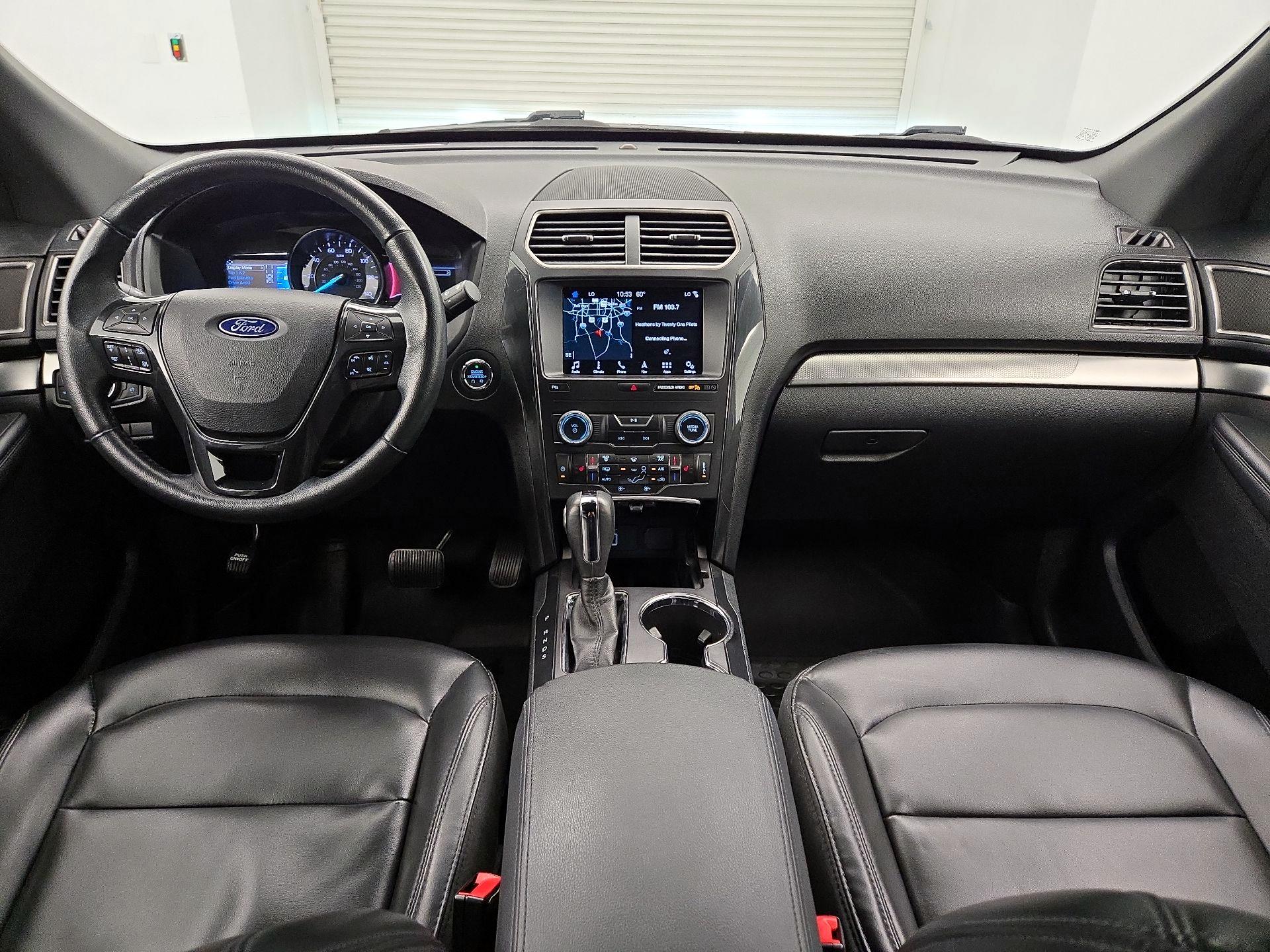 Thumbnail: 2019 Ford Explorer - 9