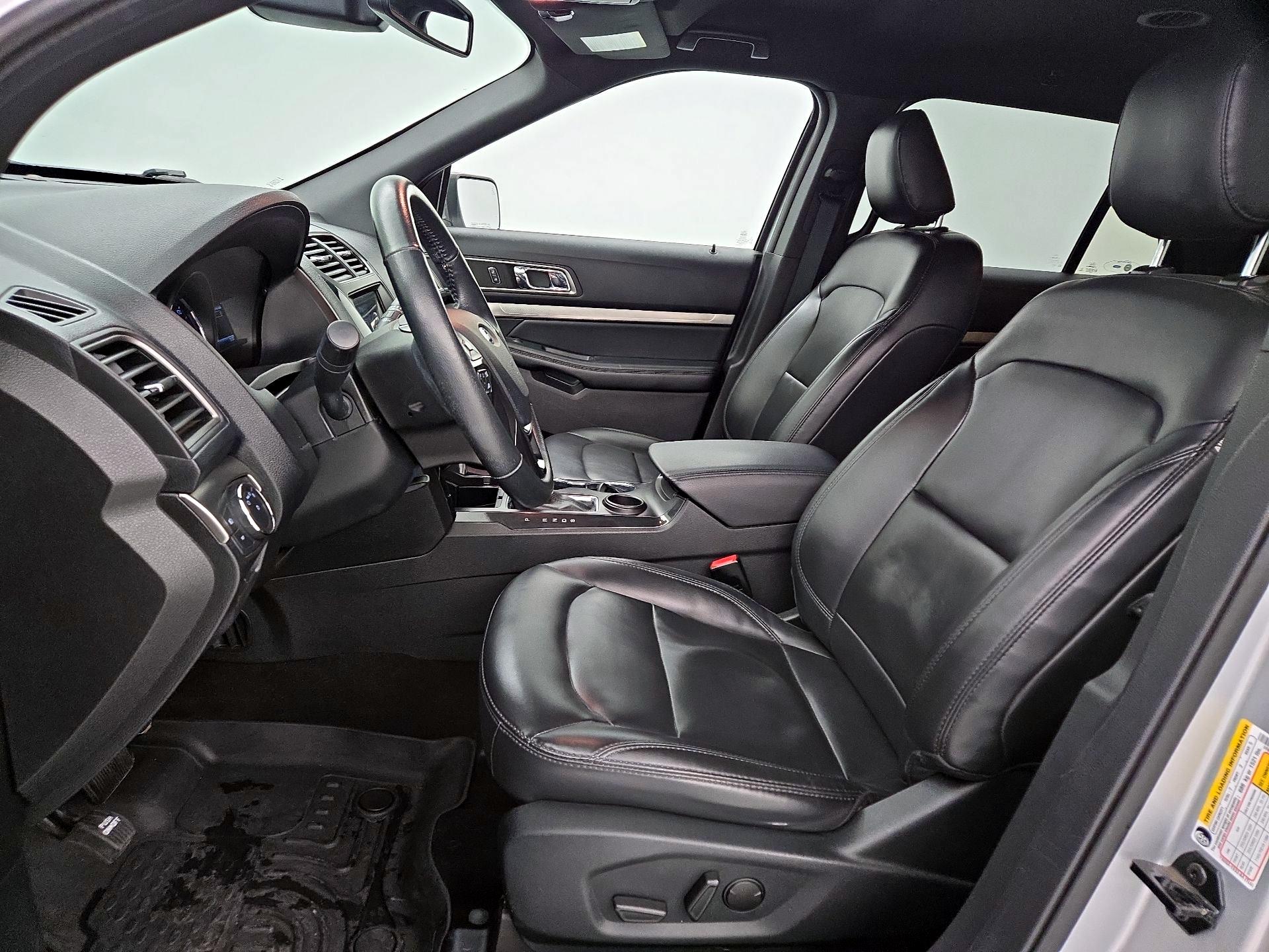 Thumbnail: 2019 Ford Explorer - 11