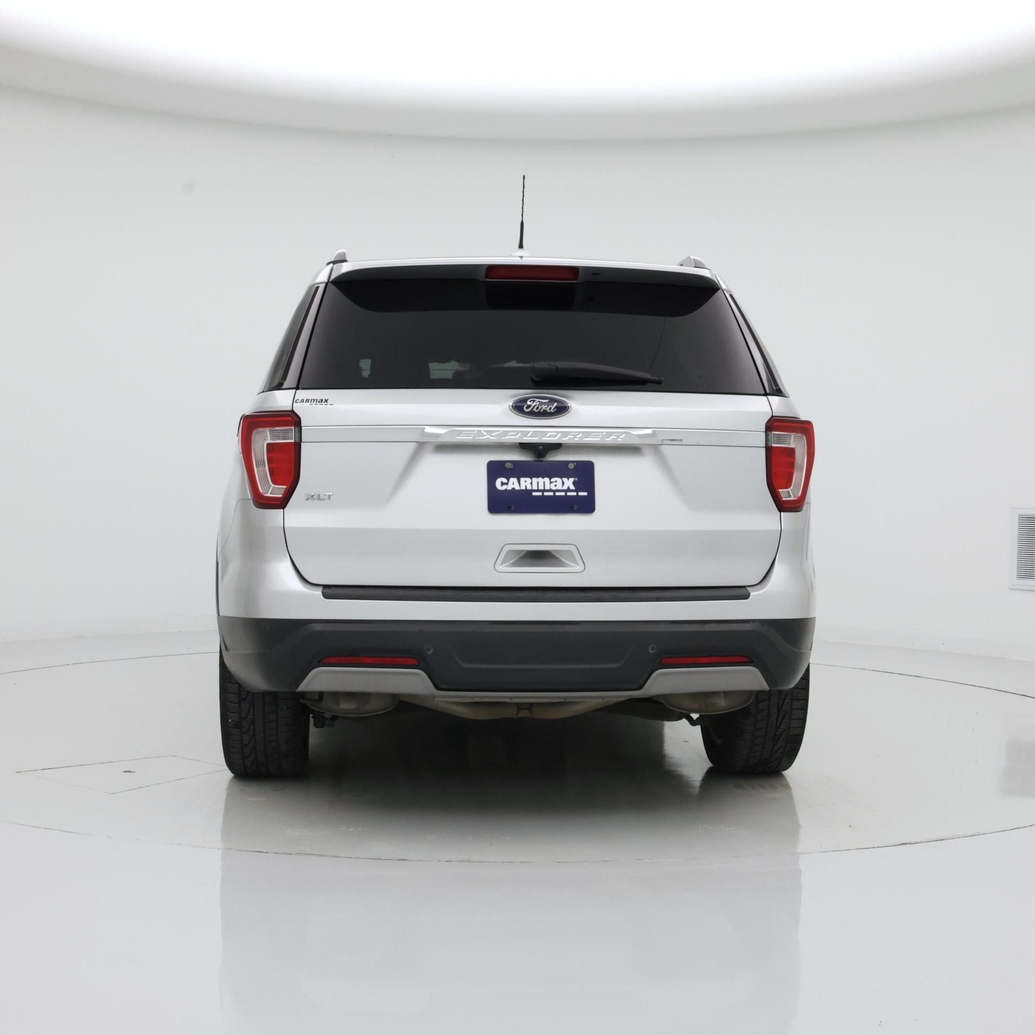 Thumbnail: 2019 Ford Explorer - 6