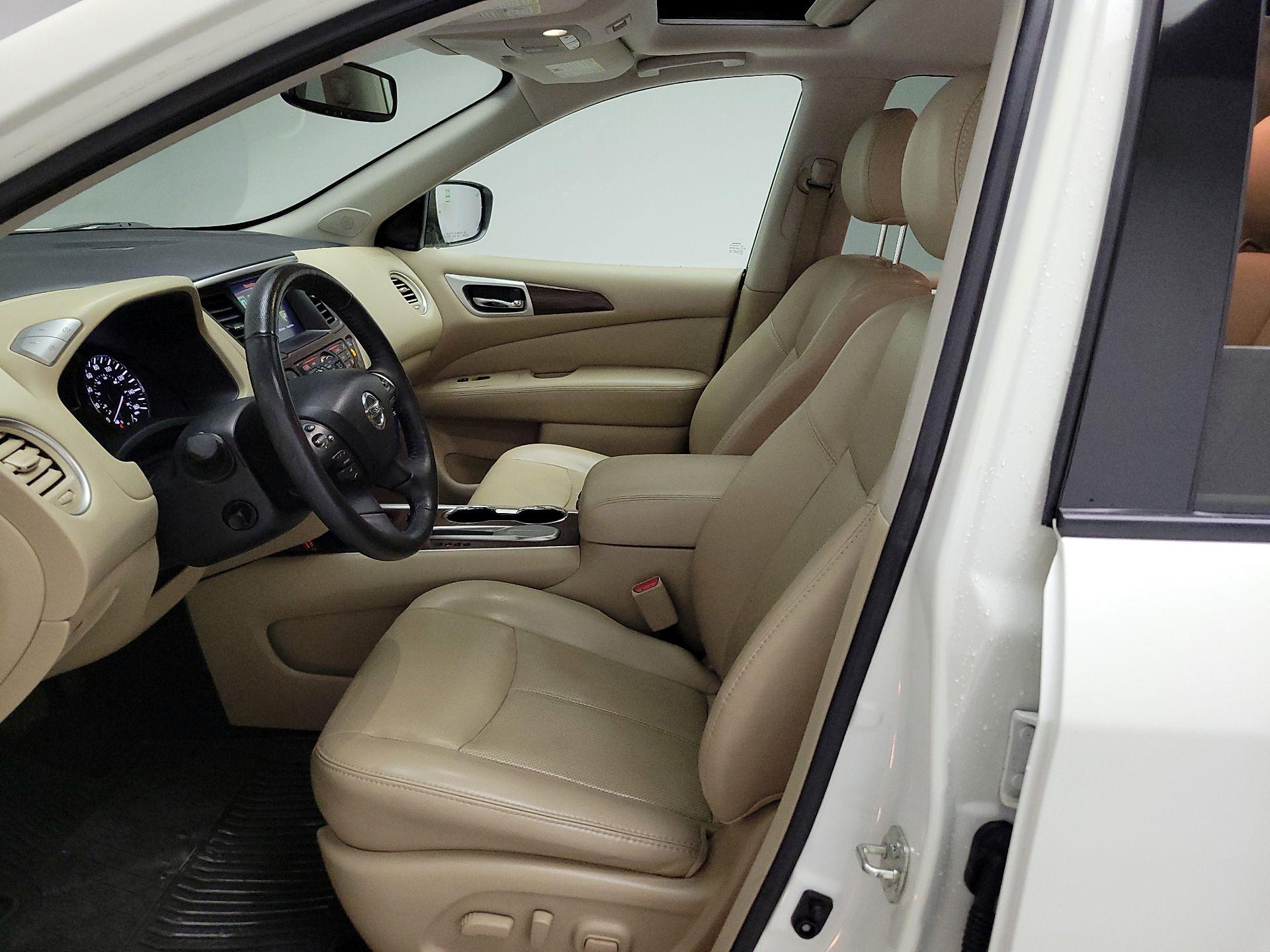Thumbnail: 2020 Nissan Pathfinder - 11
