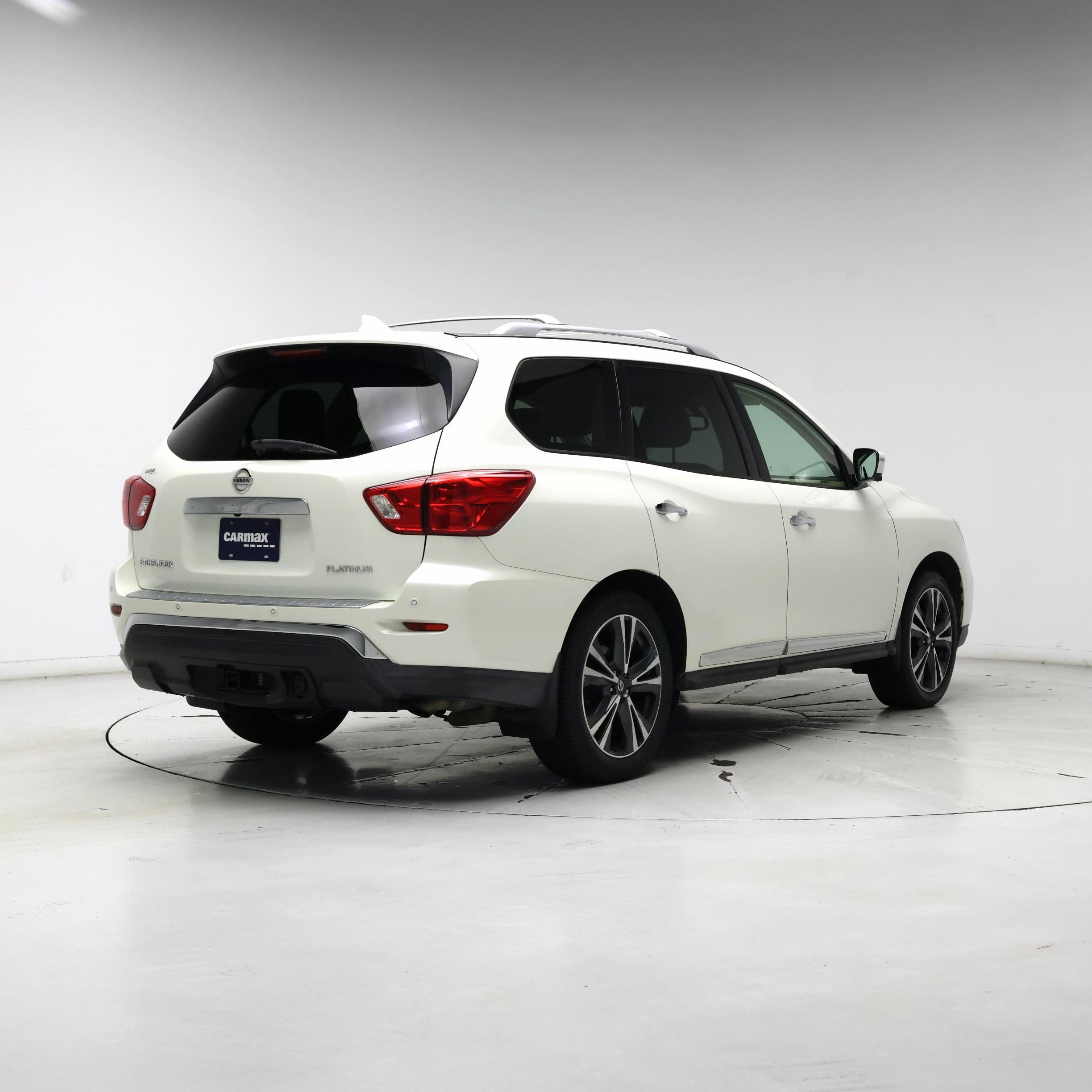 Thumbnail: 2020 Nissan Pathfinder - 8