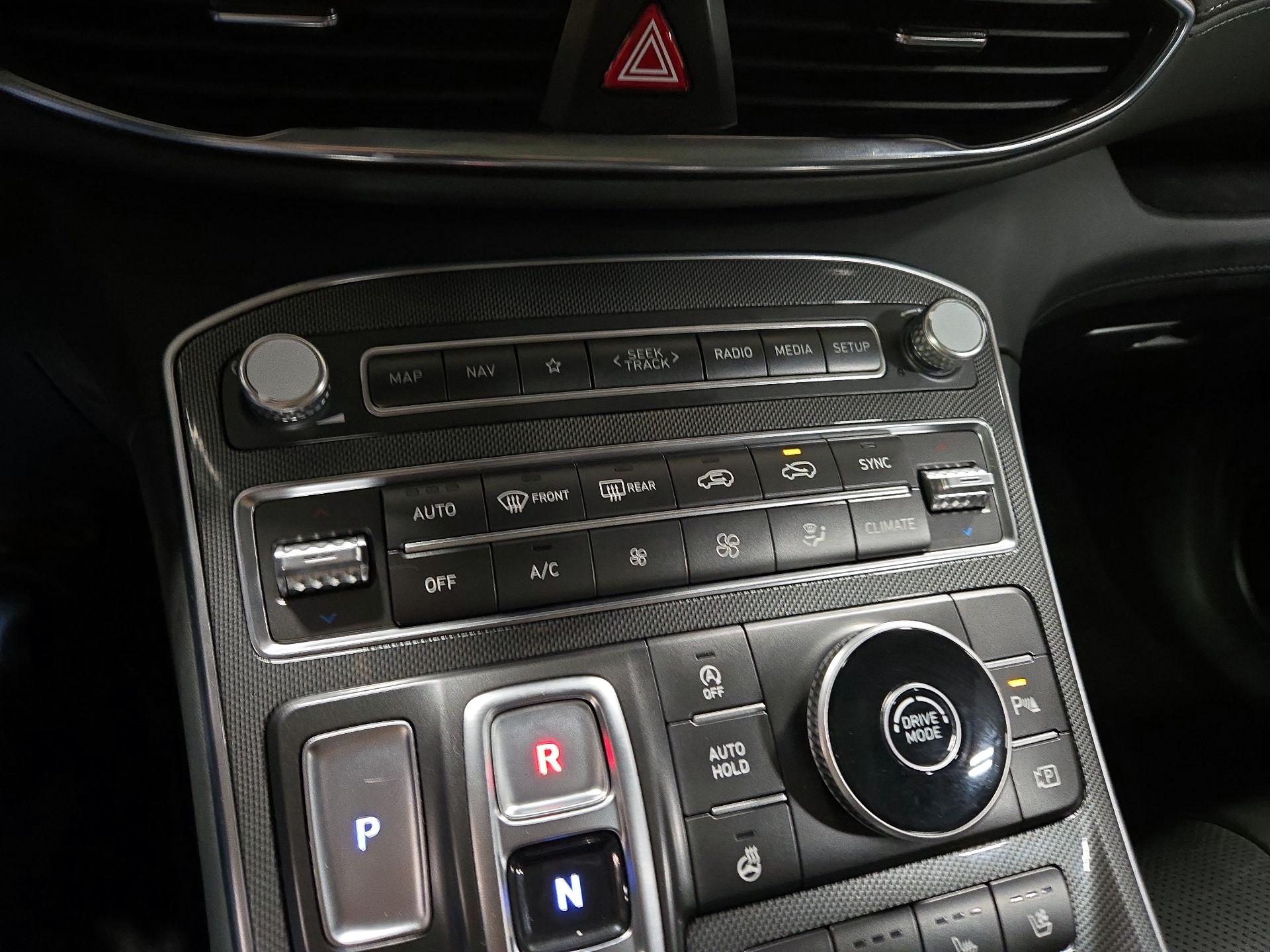 Thumbnail: 2023 Hyundai Santa Fe - 17