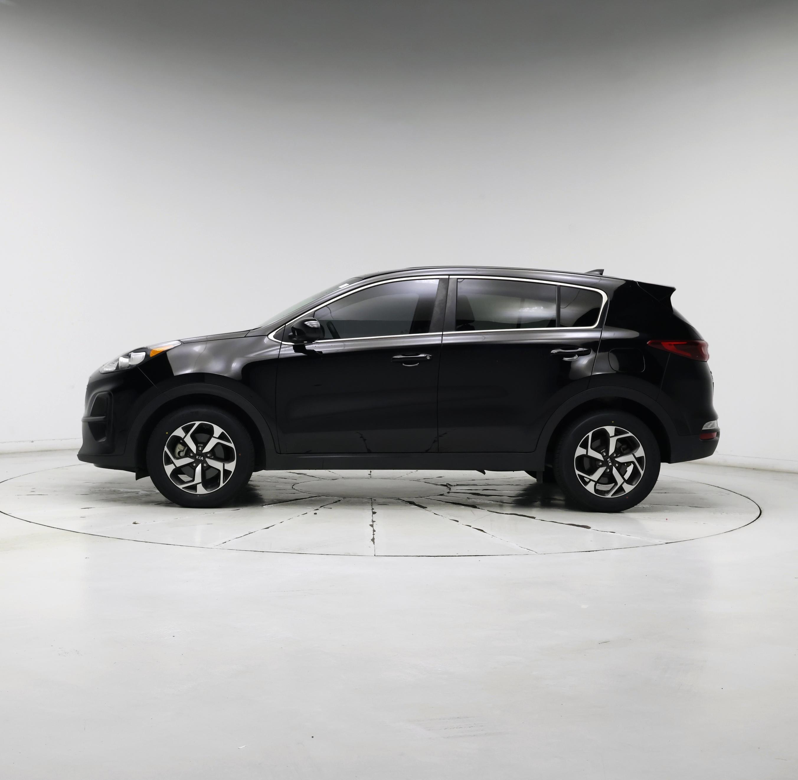 Thumbnail: 2021 Kia Sportage - 3