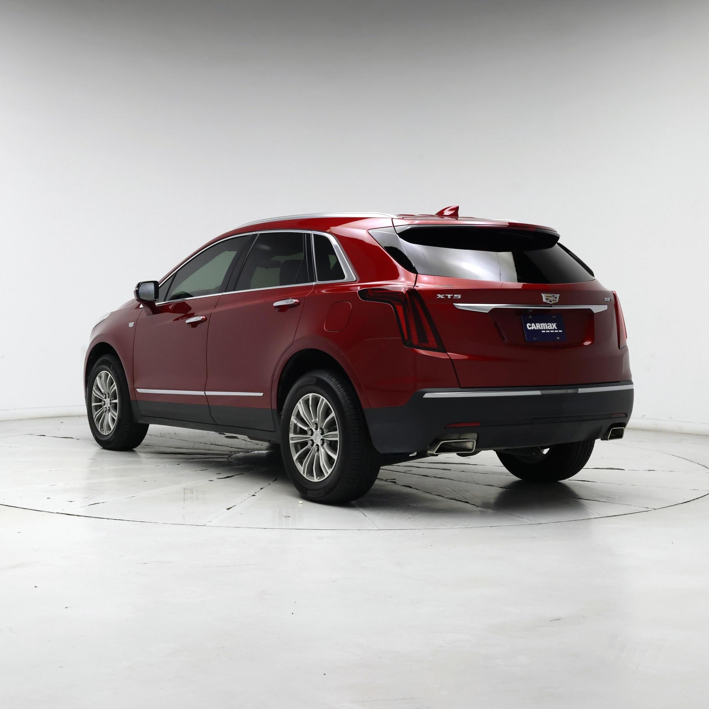 Thumbnail: 2021 Cadillac XT5 - 2
