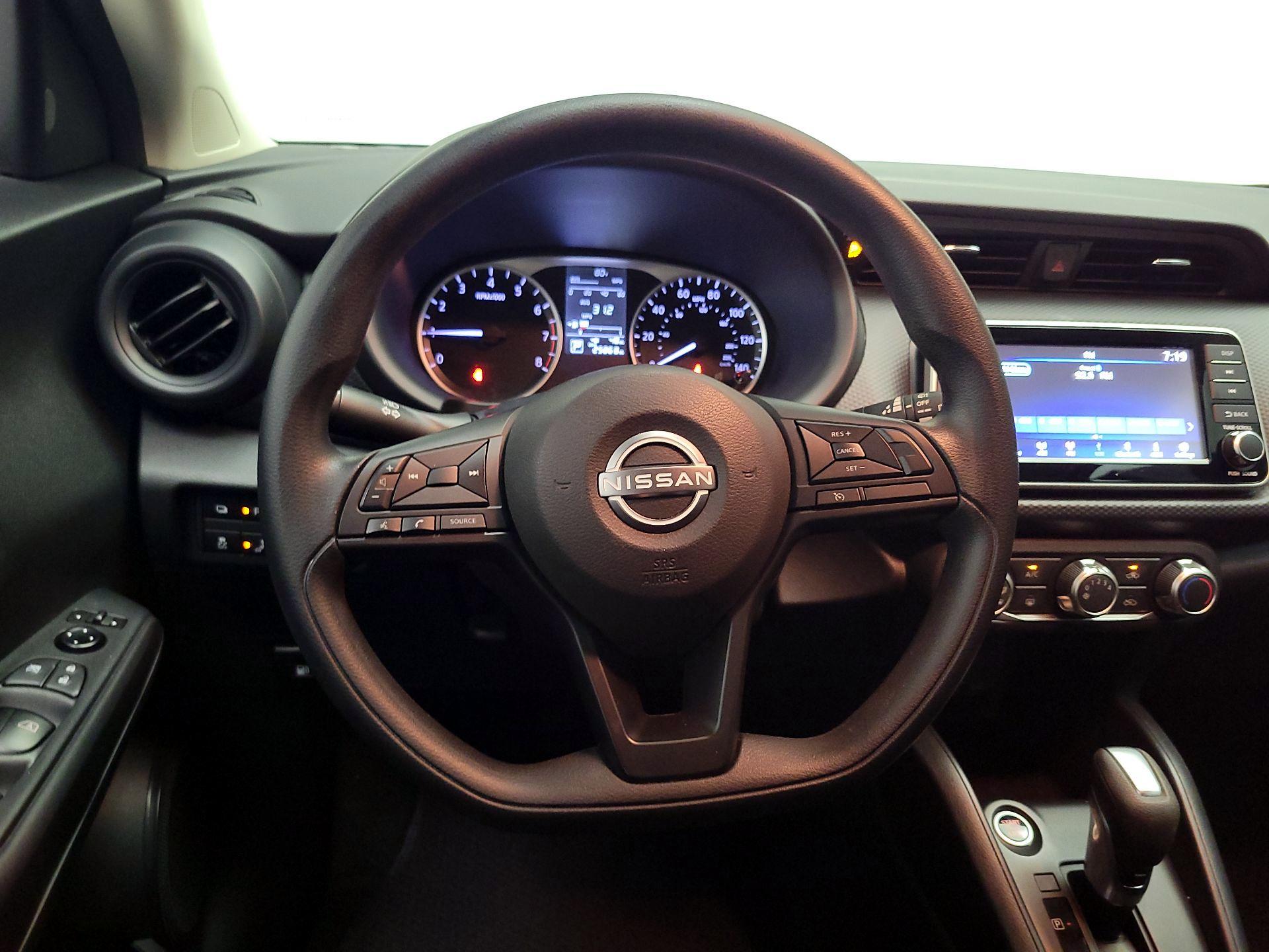 Thumbnail: 2023 Nissan Kicks - 10