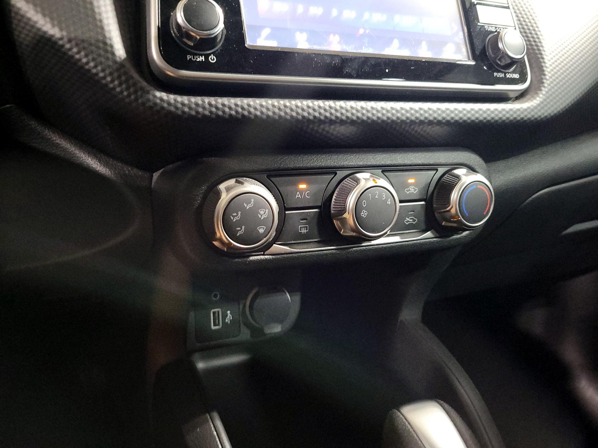 Thumbnail: 2023 Nissan Kicks - 15