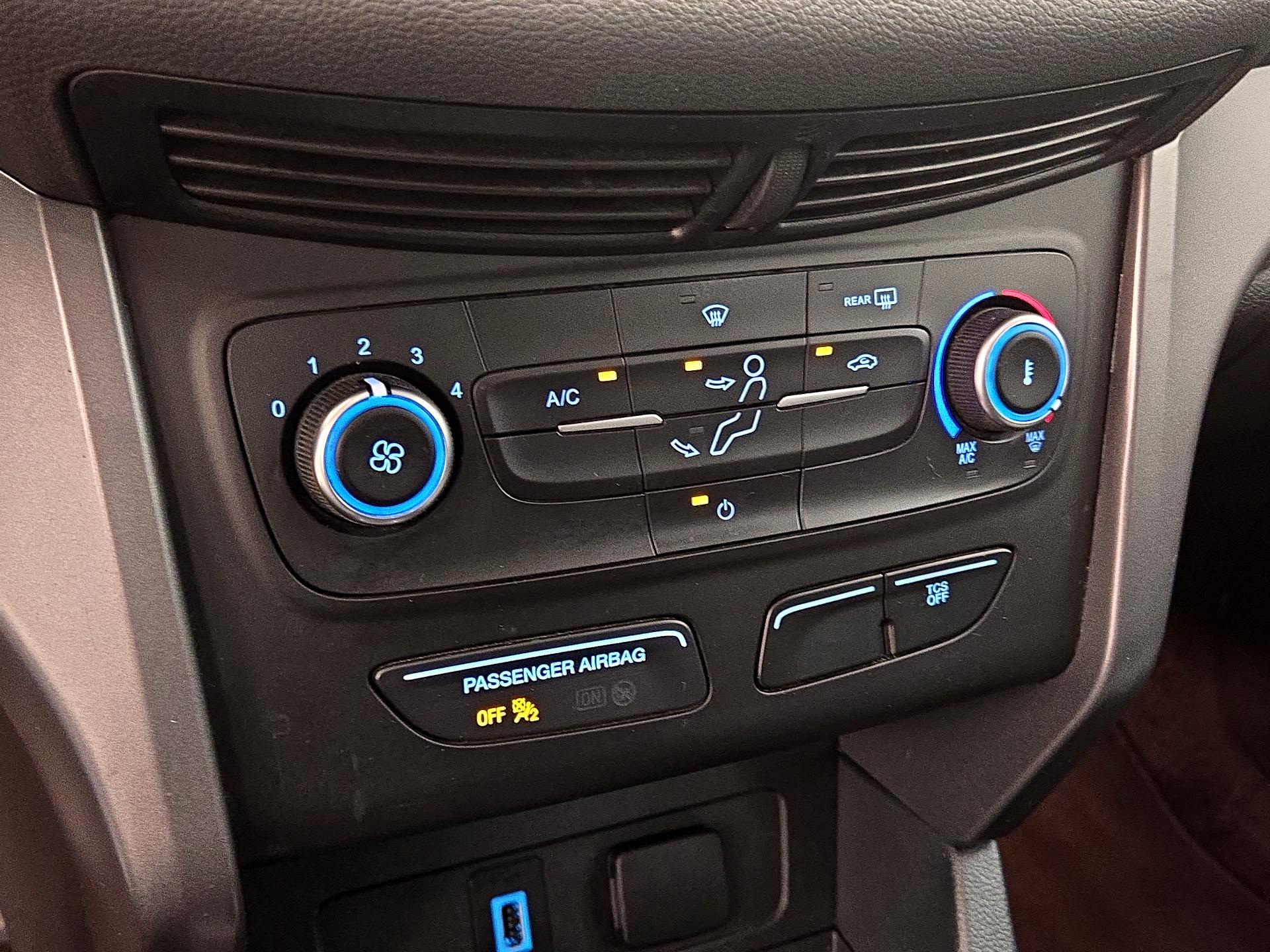 Thumbnail: 2019 Ford Escape - 16