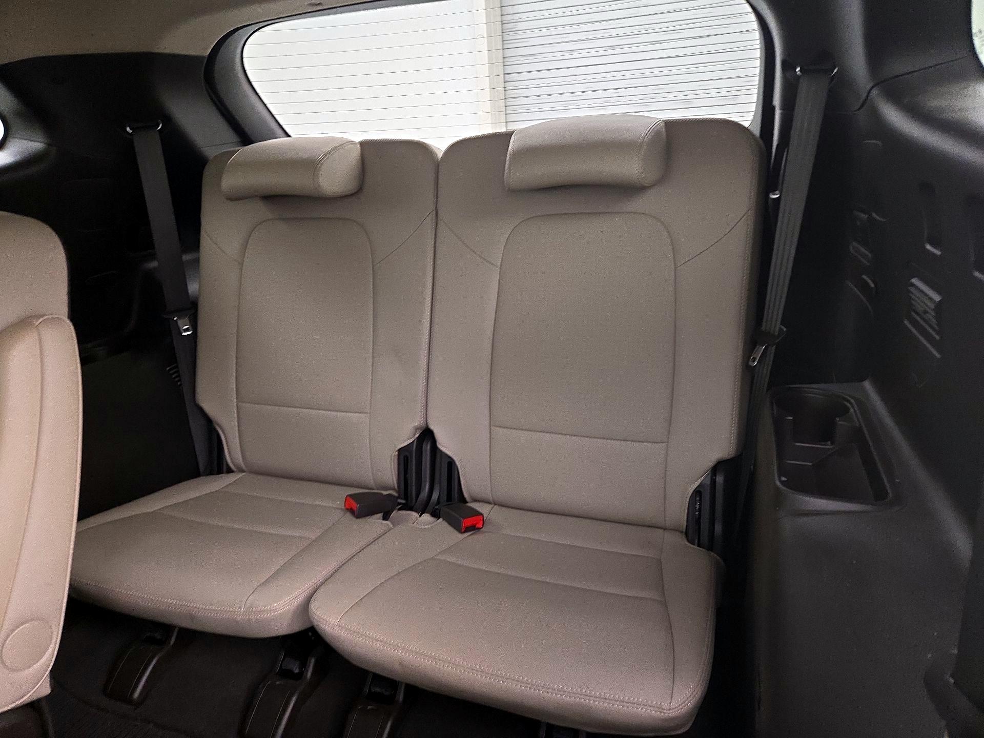 Thumbnail: 2014 Hyundai Santa Fe - 20