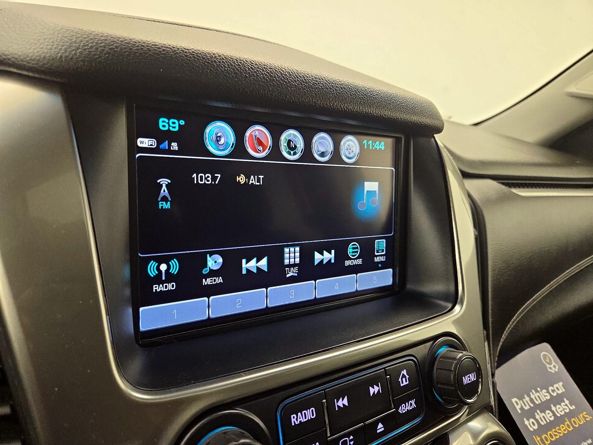 Thumbnail: 2019 Chevrolet Suburban - 16