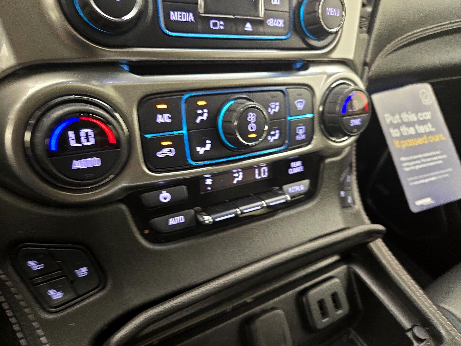 Thumbnail: 2019 Chevrolet Suburban - 17