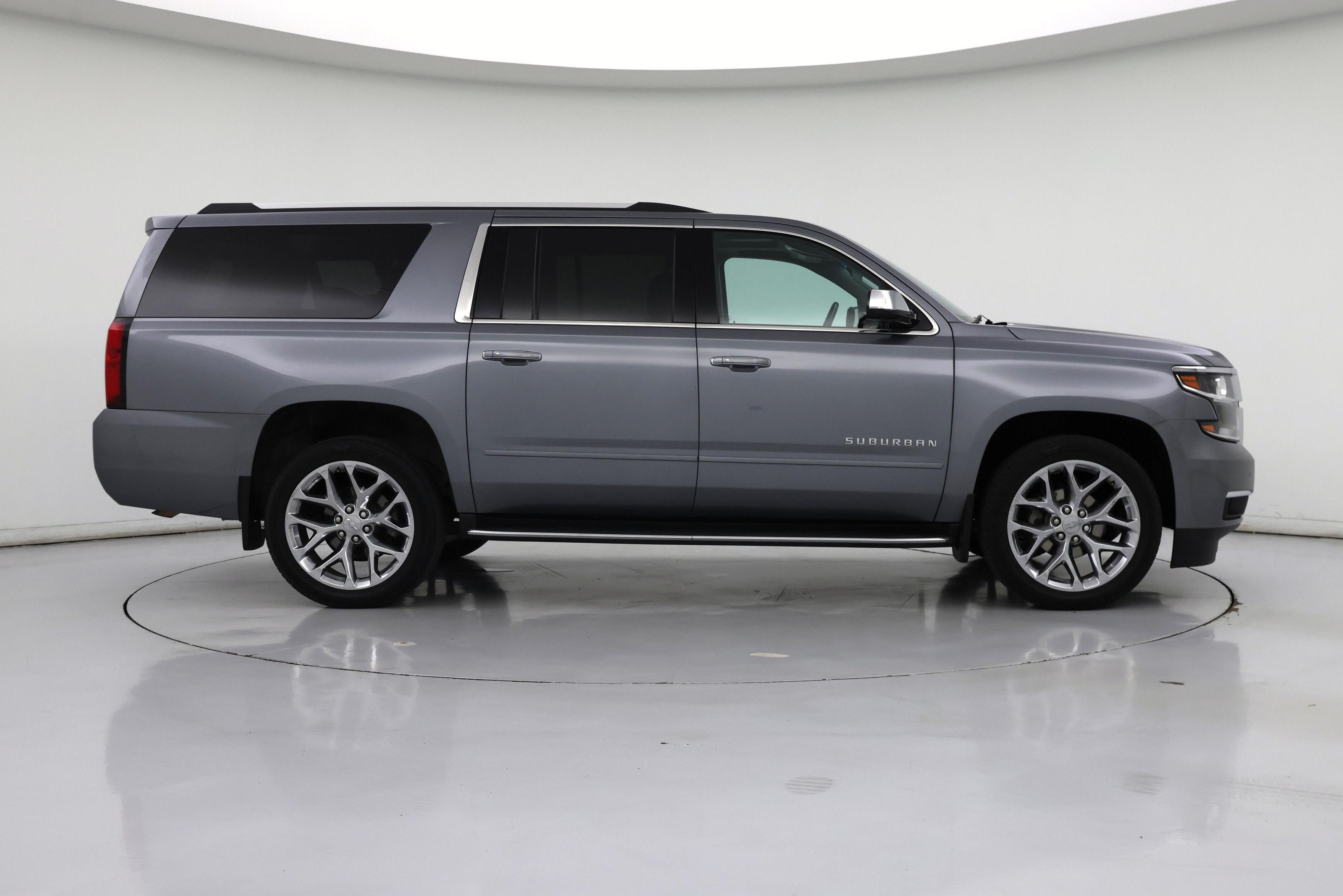 Thumbnail: 2019 Chevrolet Suburban - 7