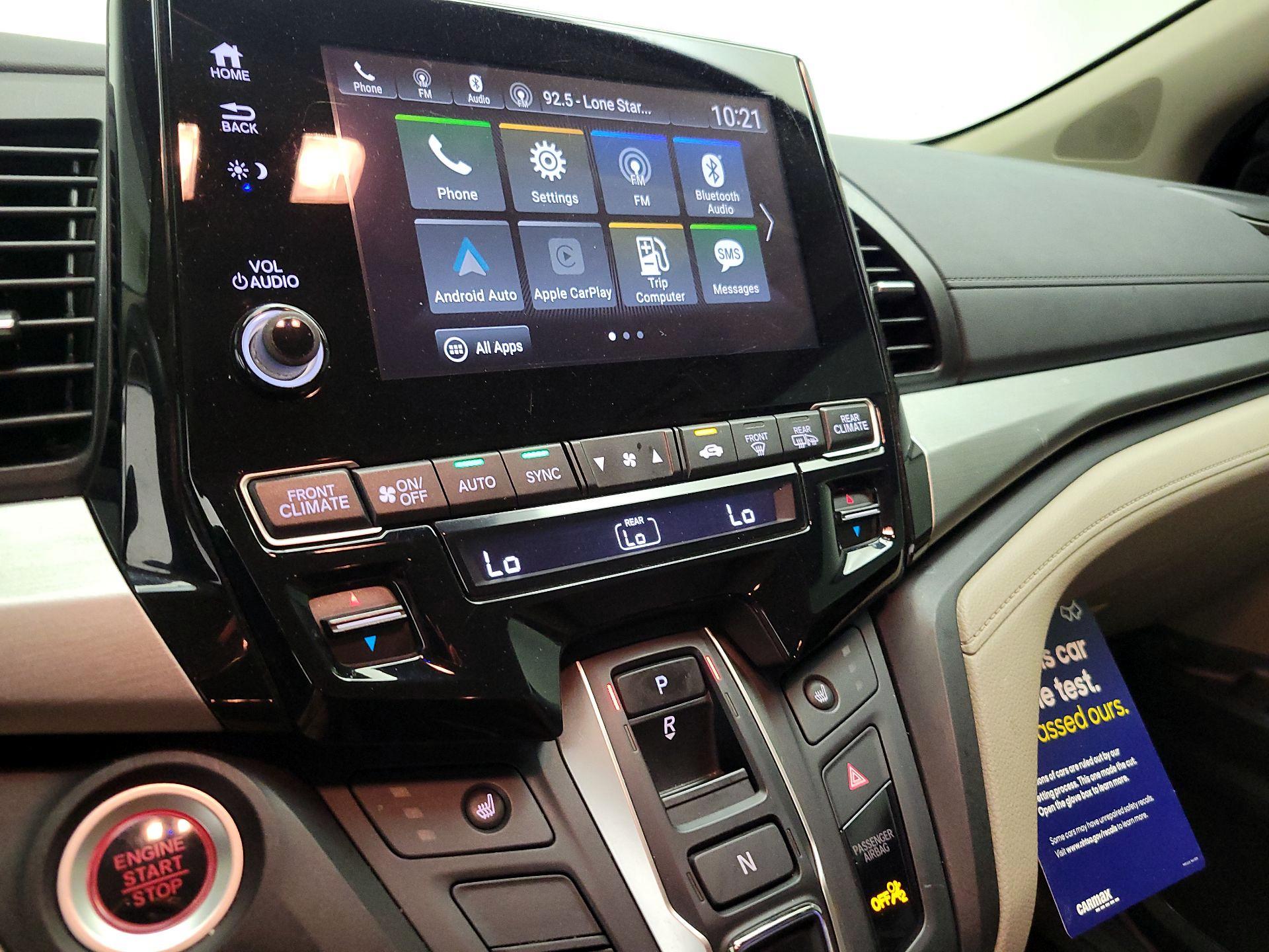 Thumbnail: 2019 Honda Odyssey - 16