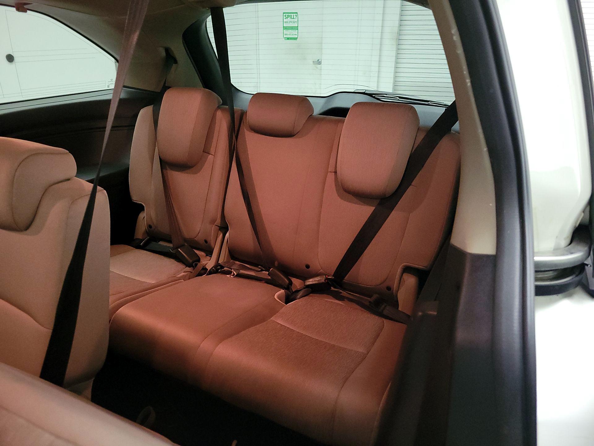 Thumbnail: 2019 Honda Odyssey - 19