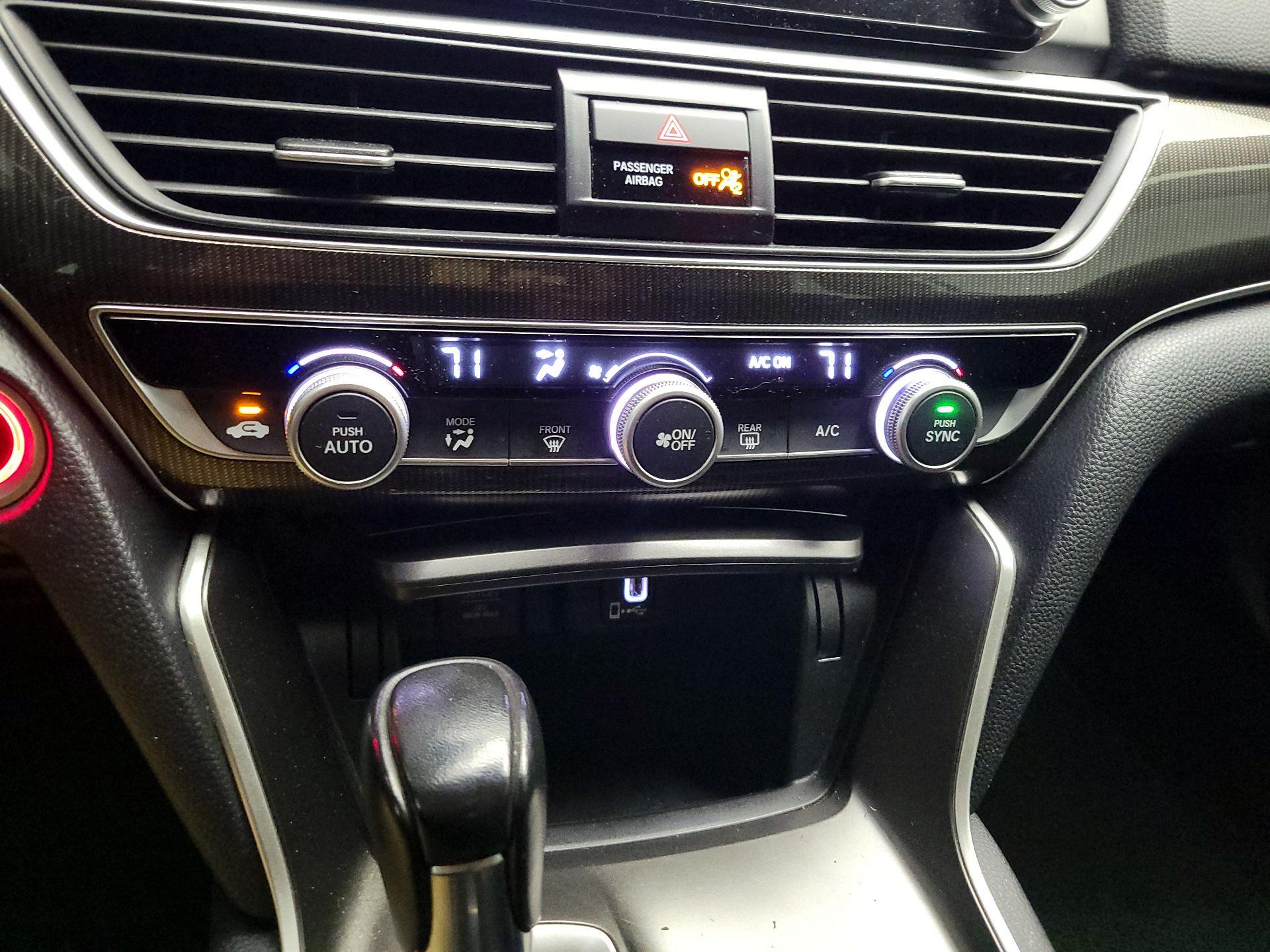 Thumbnail: 2018 Honda Accord - 16