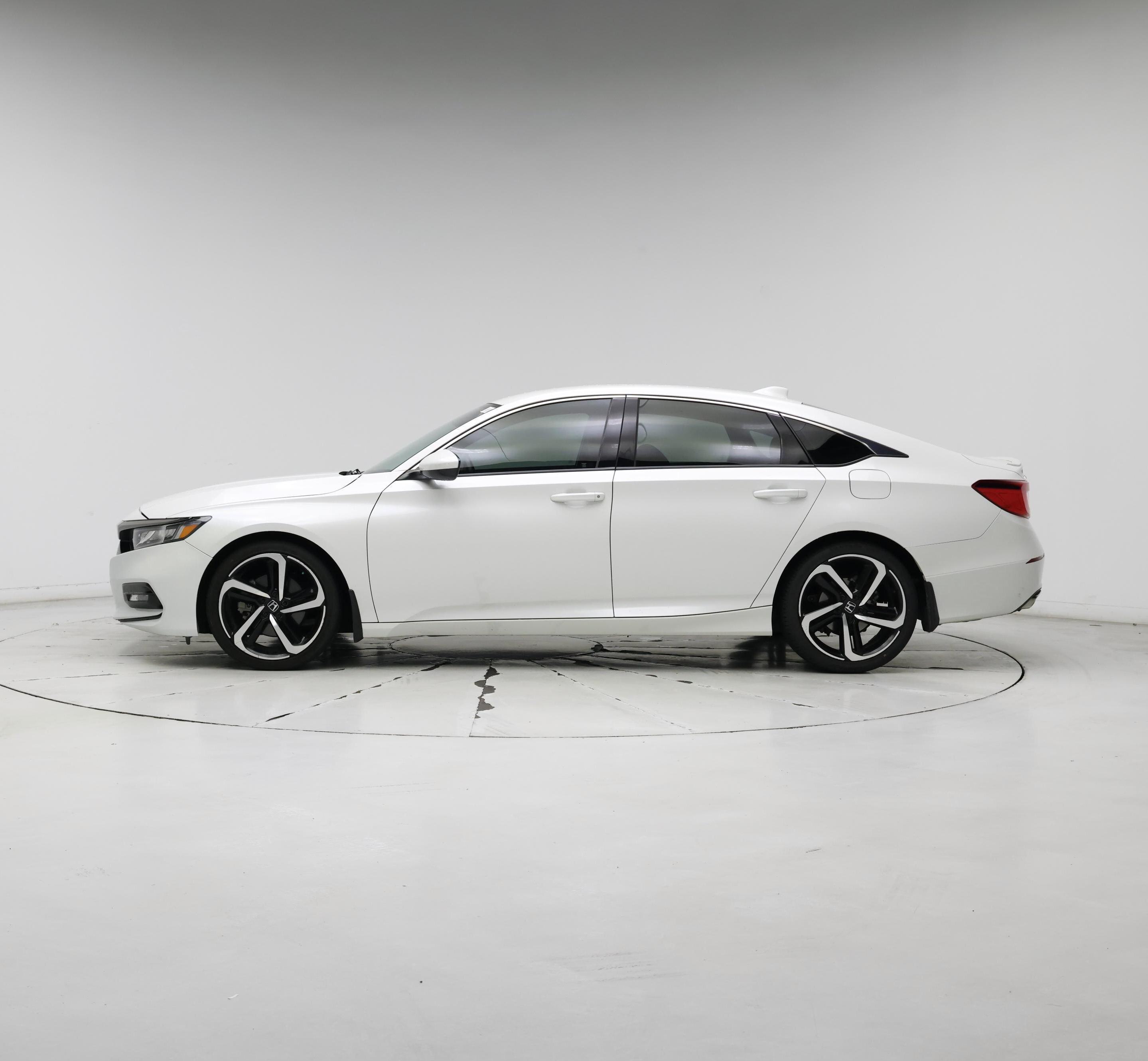 Thumbnail: 2018 Honda Accord - 3