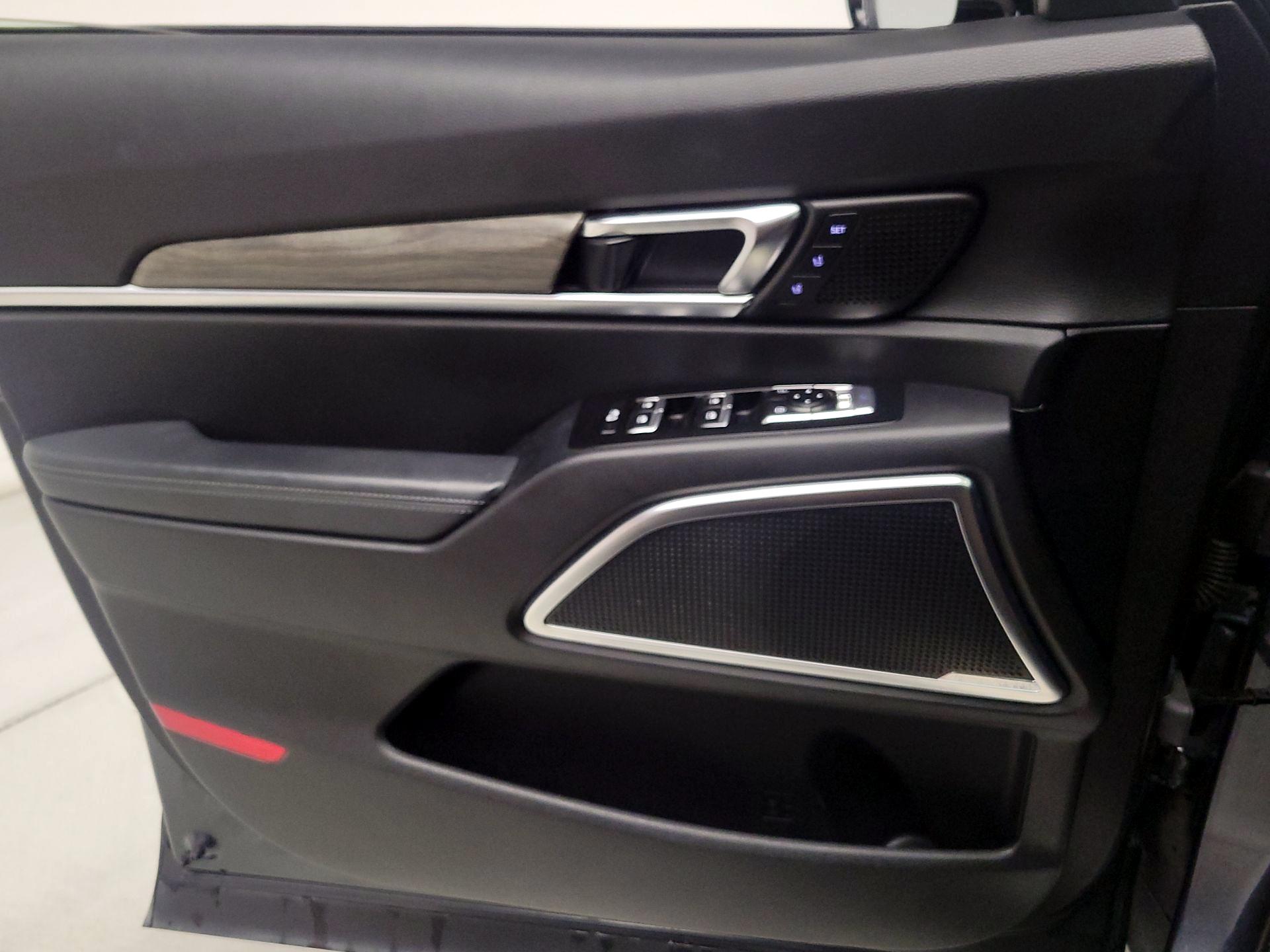 Thumbnail: 2020 Kia Telluride - 12