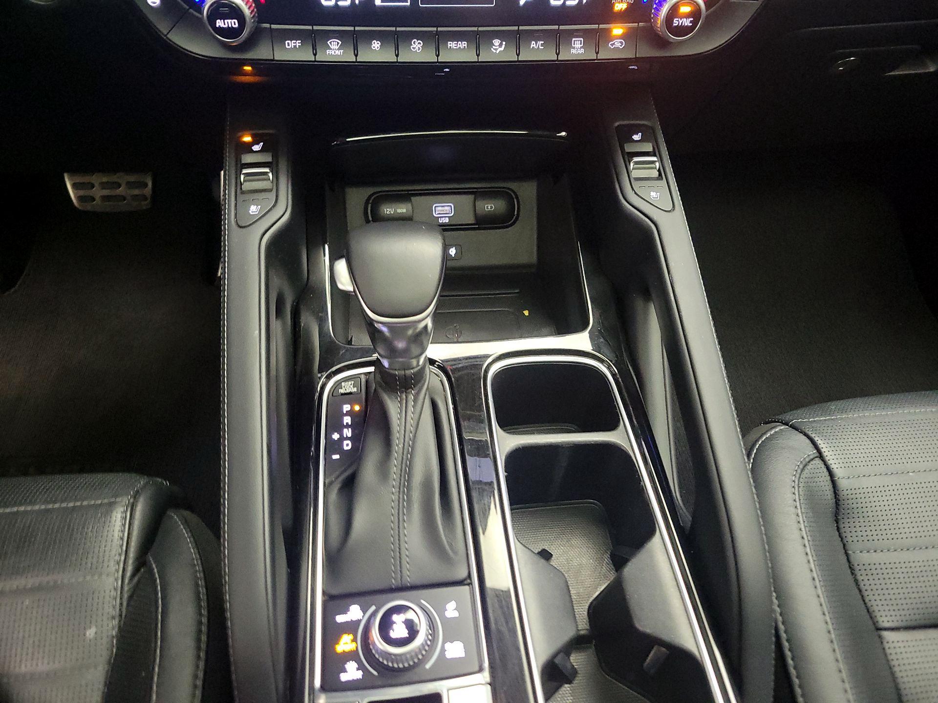 Thumbnail: 2020 Kia Telluride - 18