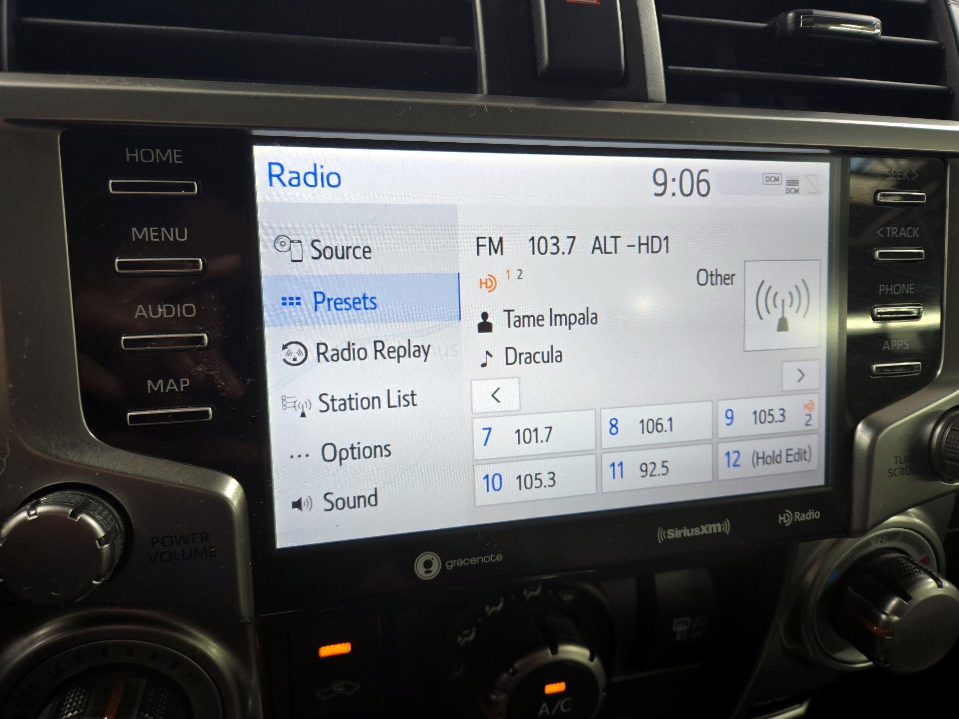 Thumbnail: 2021 Toyota 4Runner - 16