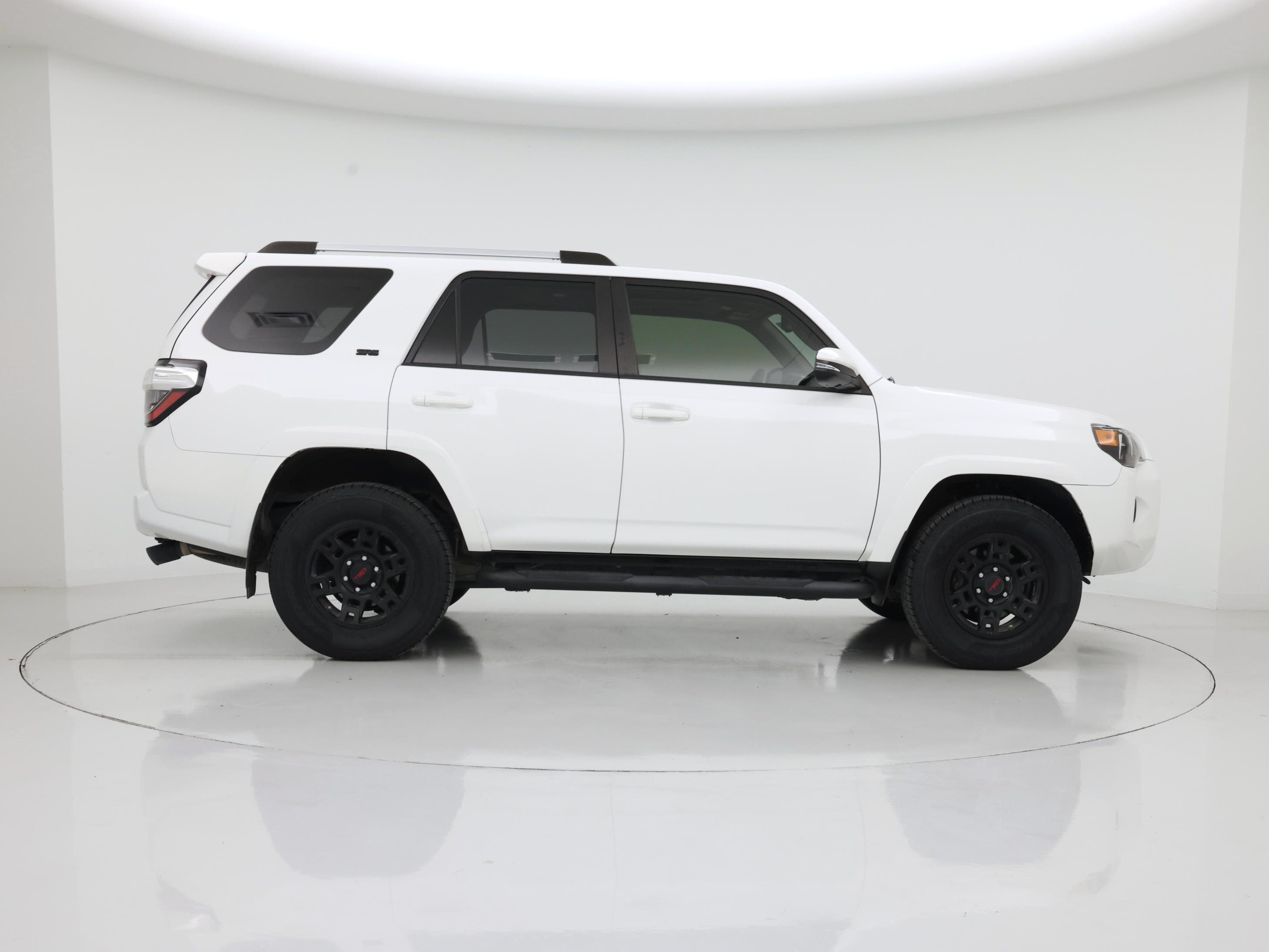 Thumbnail: 2021 Toyota 4Runner - 7