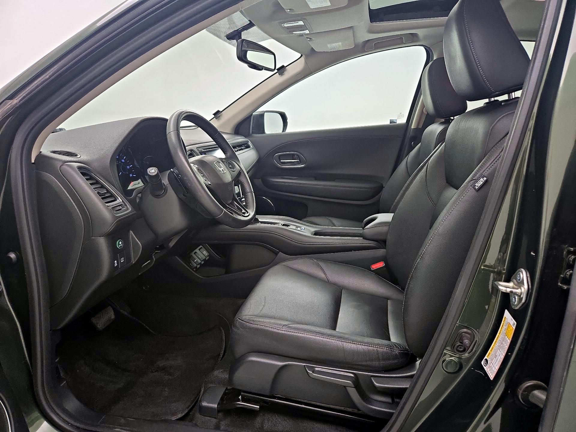 Thumbnail: 2018 Honda HR-V - 11