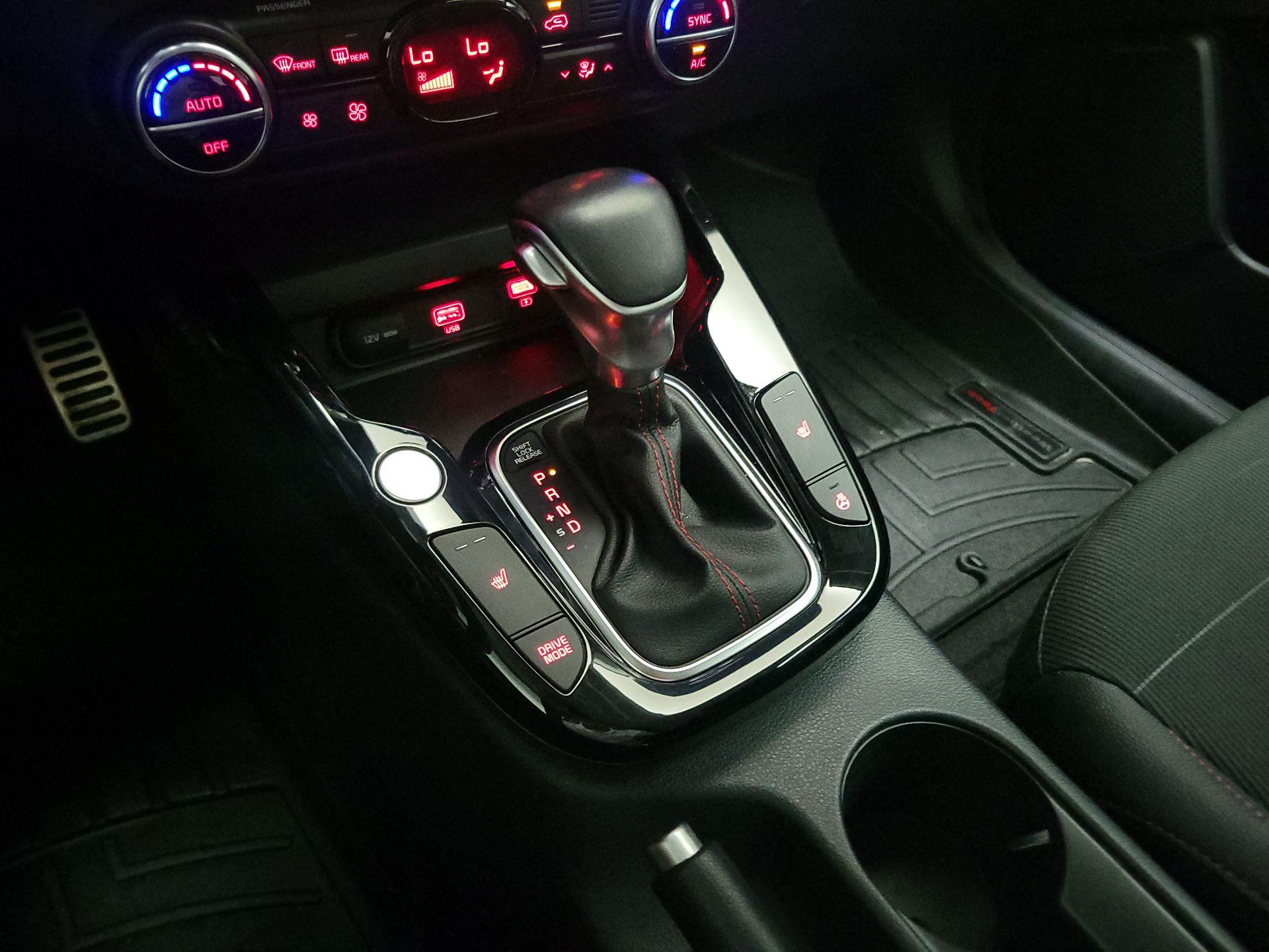 Thumbnail: 2020 Kia Soul - 18