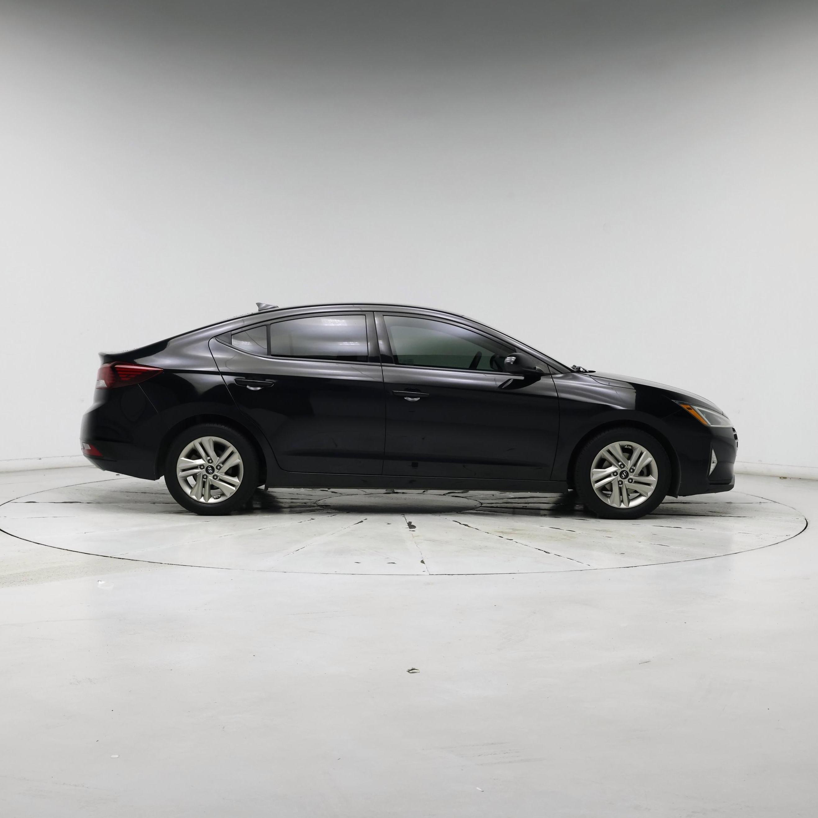 Thumbnail: 2020 Hyundai Elantra - 7