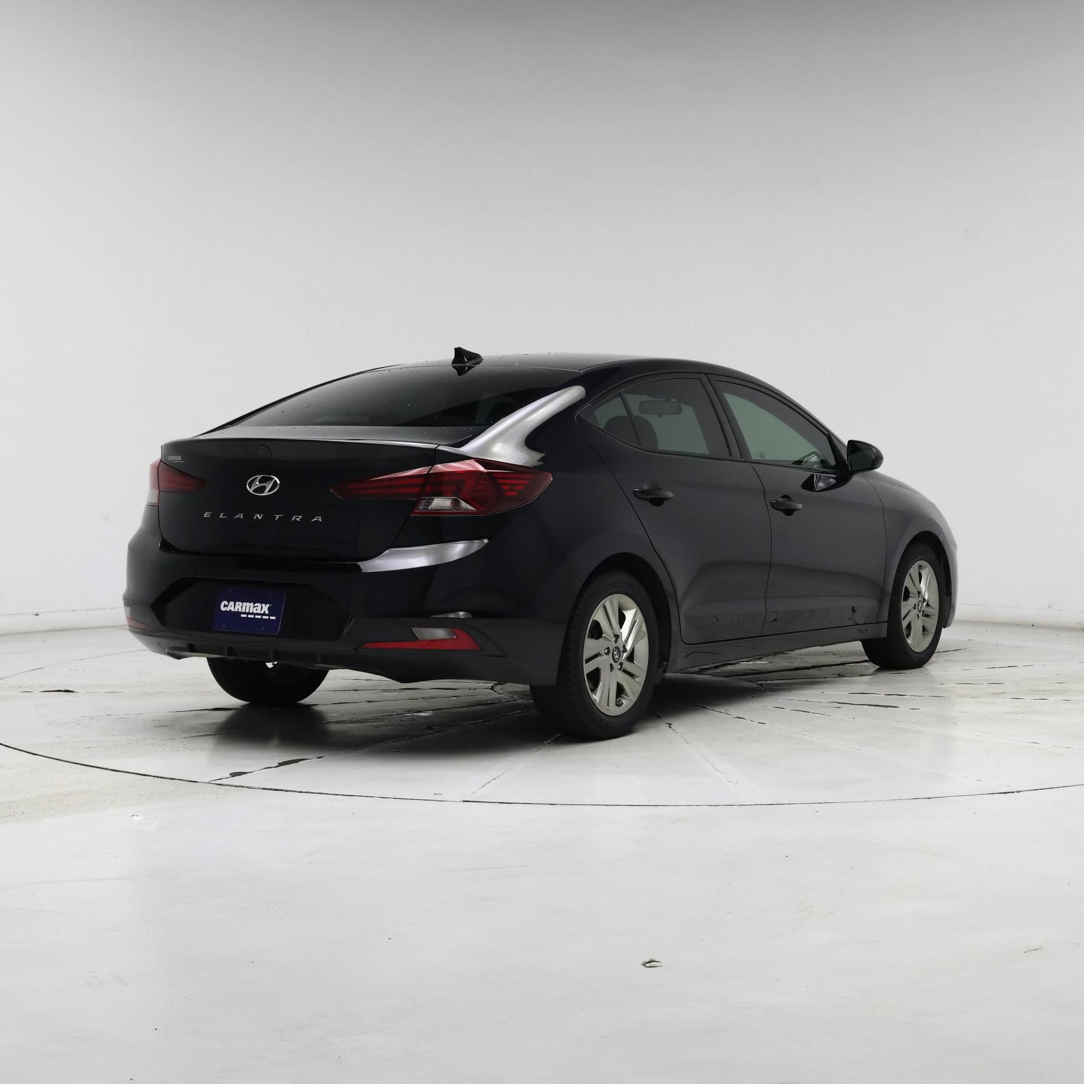 Thumbnail: 2020 Hyundai Elantra - 8