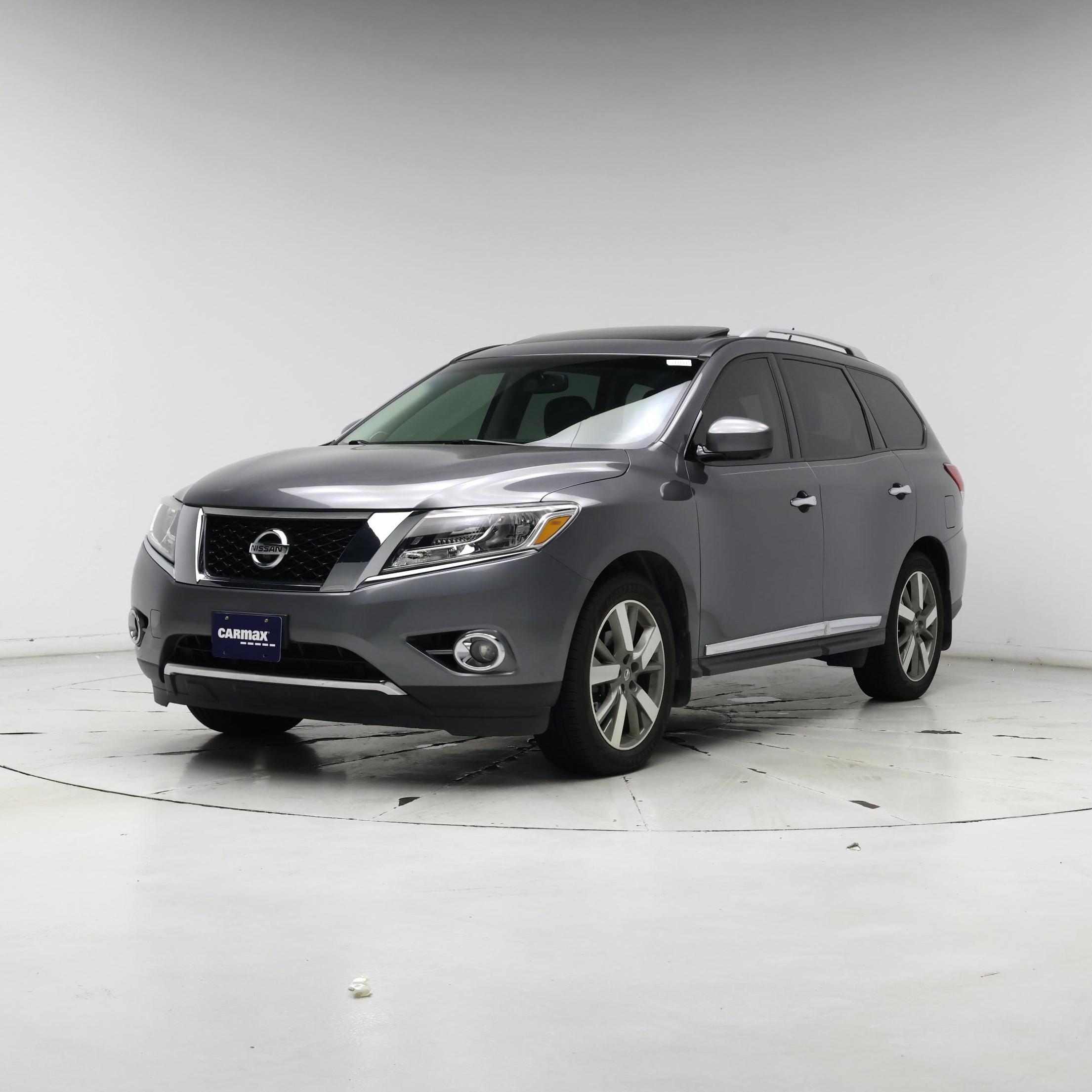 Thumbnail: 2015 Nissan Pathfinder - 4