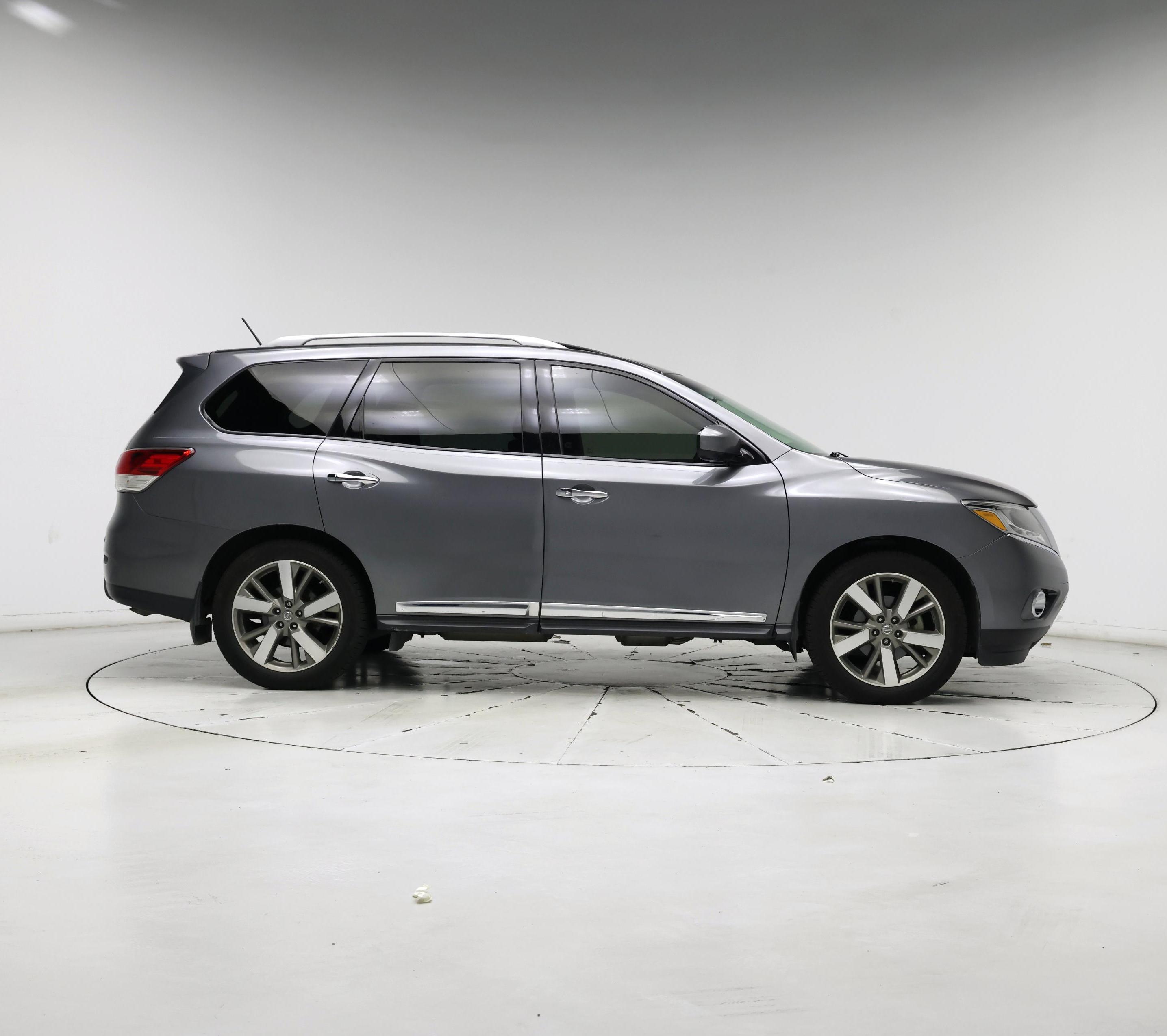 Thumbnail: 2015 Nissan Pathfinder - 7