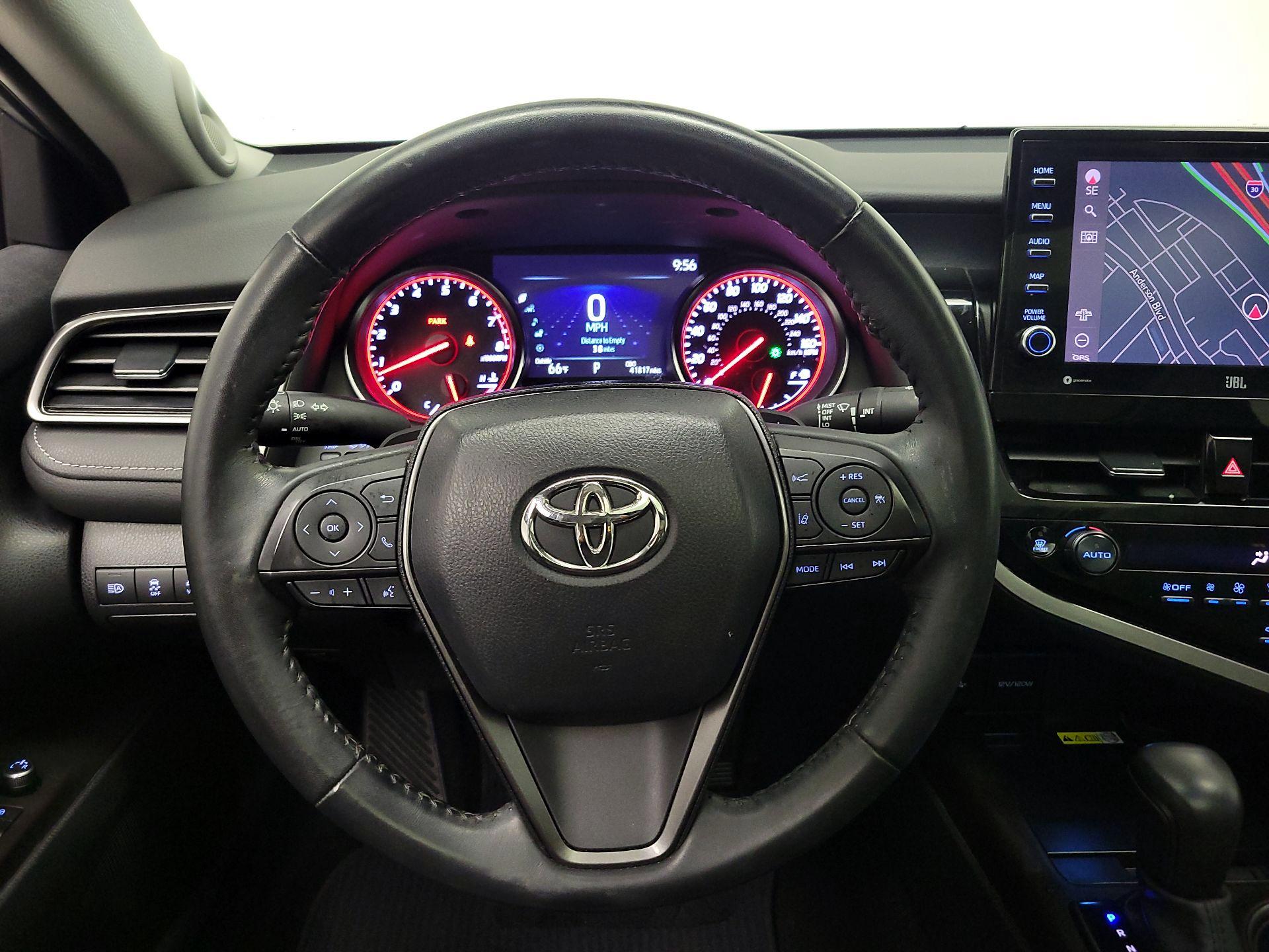 Thumbnail: 2023 Toyota Camry - 10