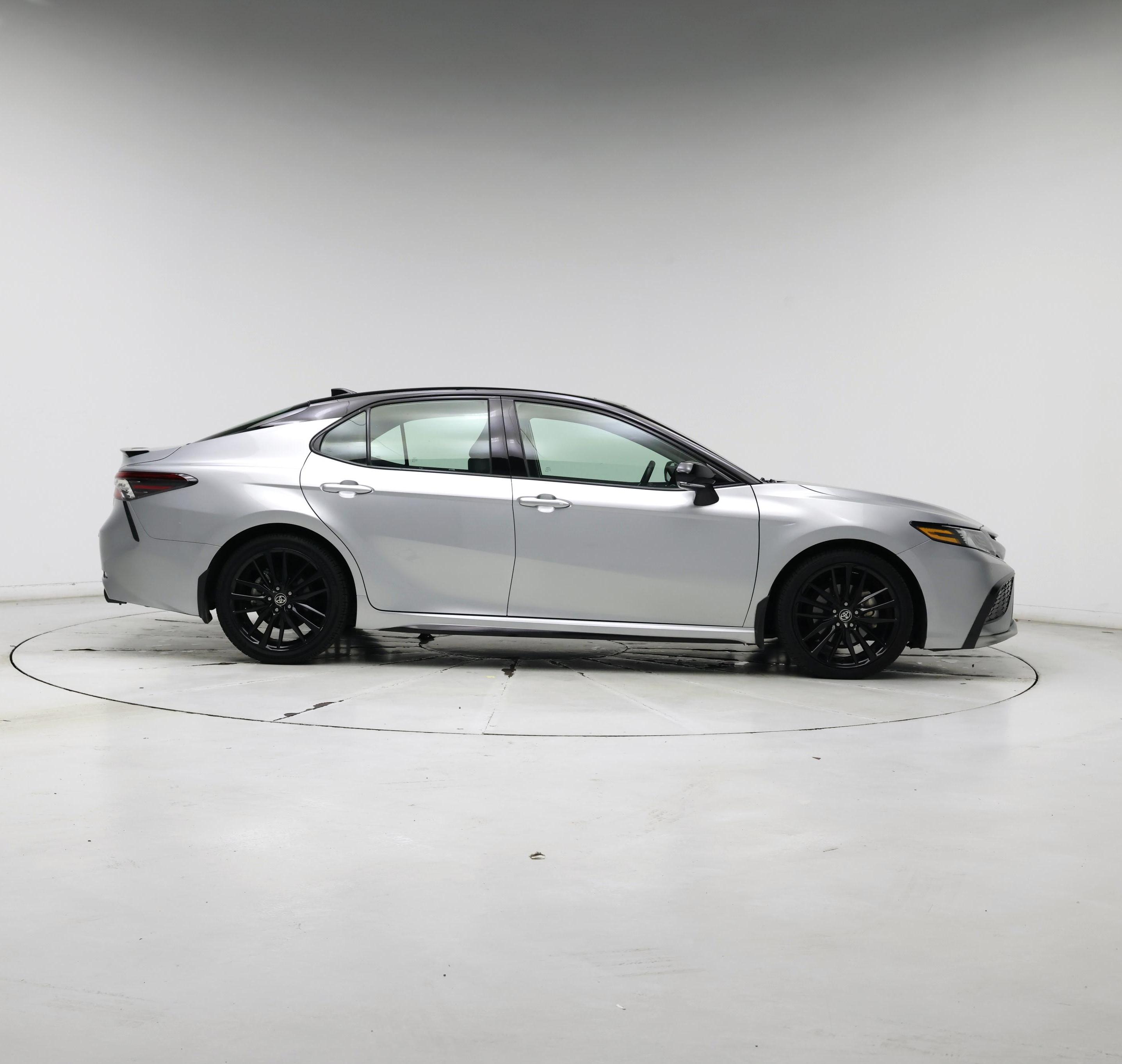 Thumbnail: 2023 Toyota Camry - 7