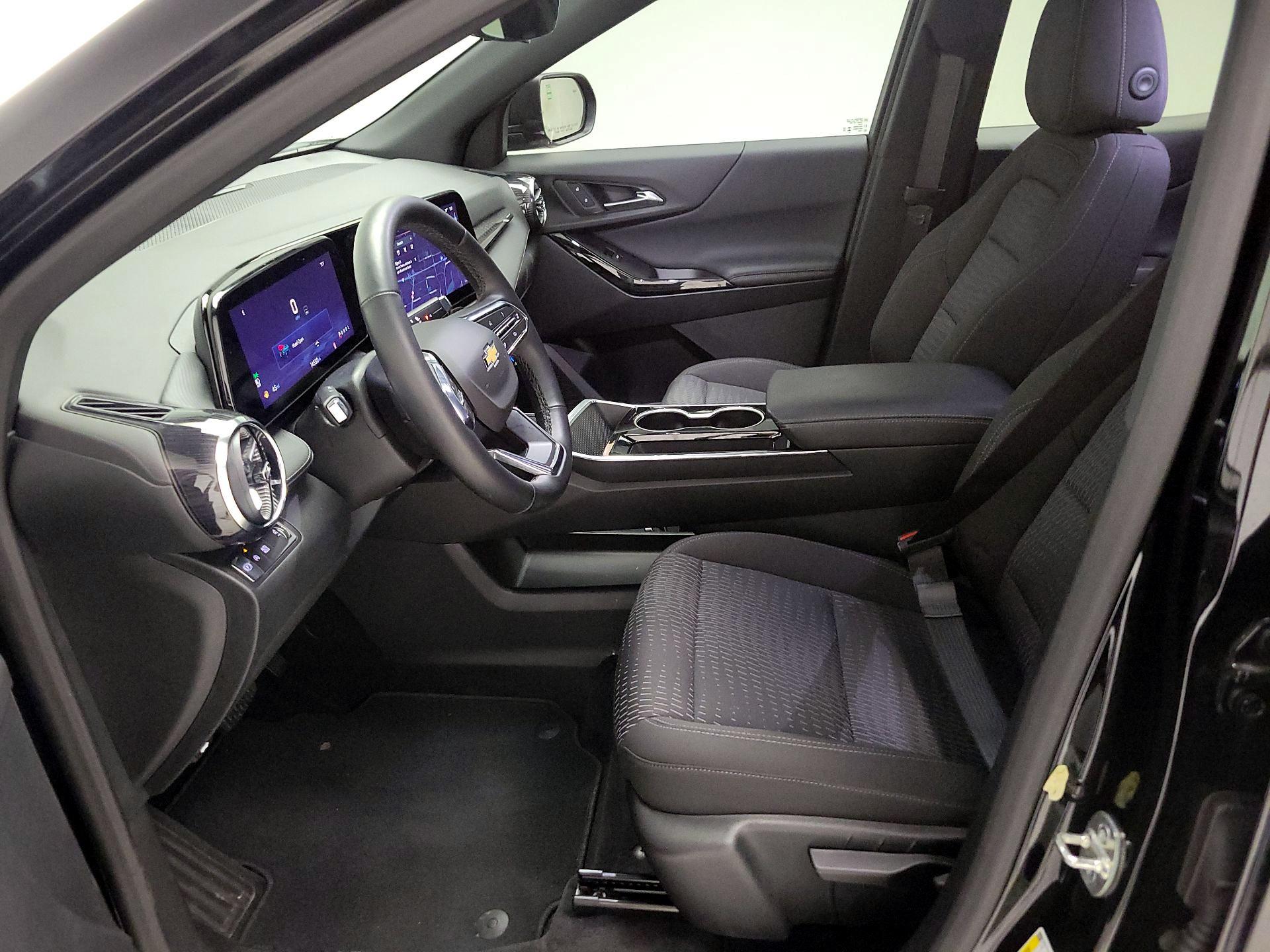 Thumbnail: 2025 Chevrolet Equinox - 11