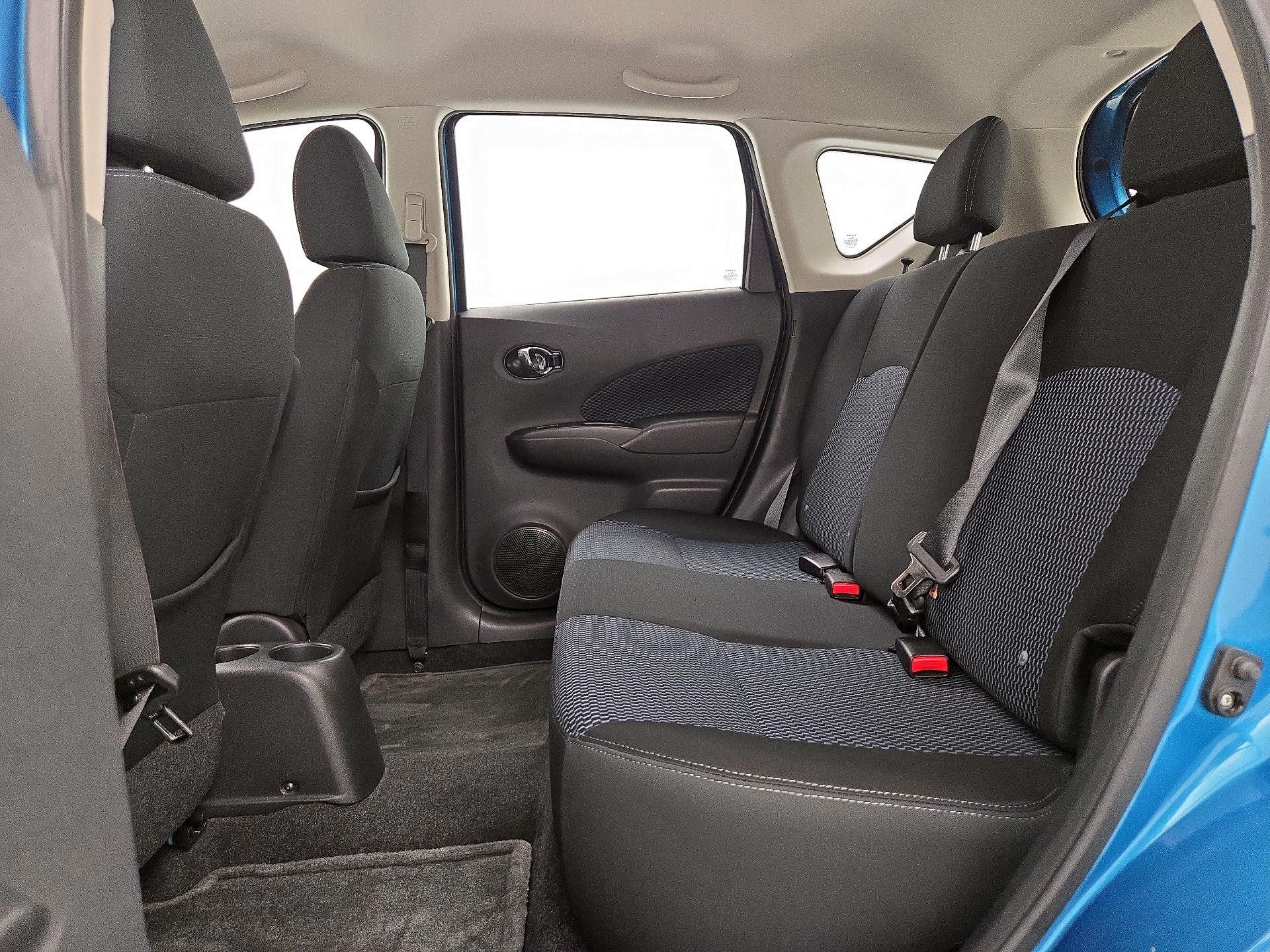 Thumbnail: 2015 Nissan Versa Note - 17