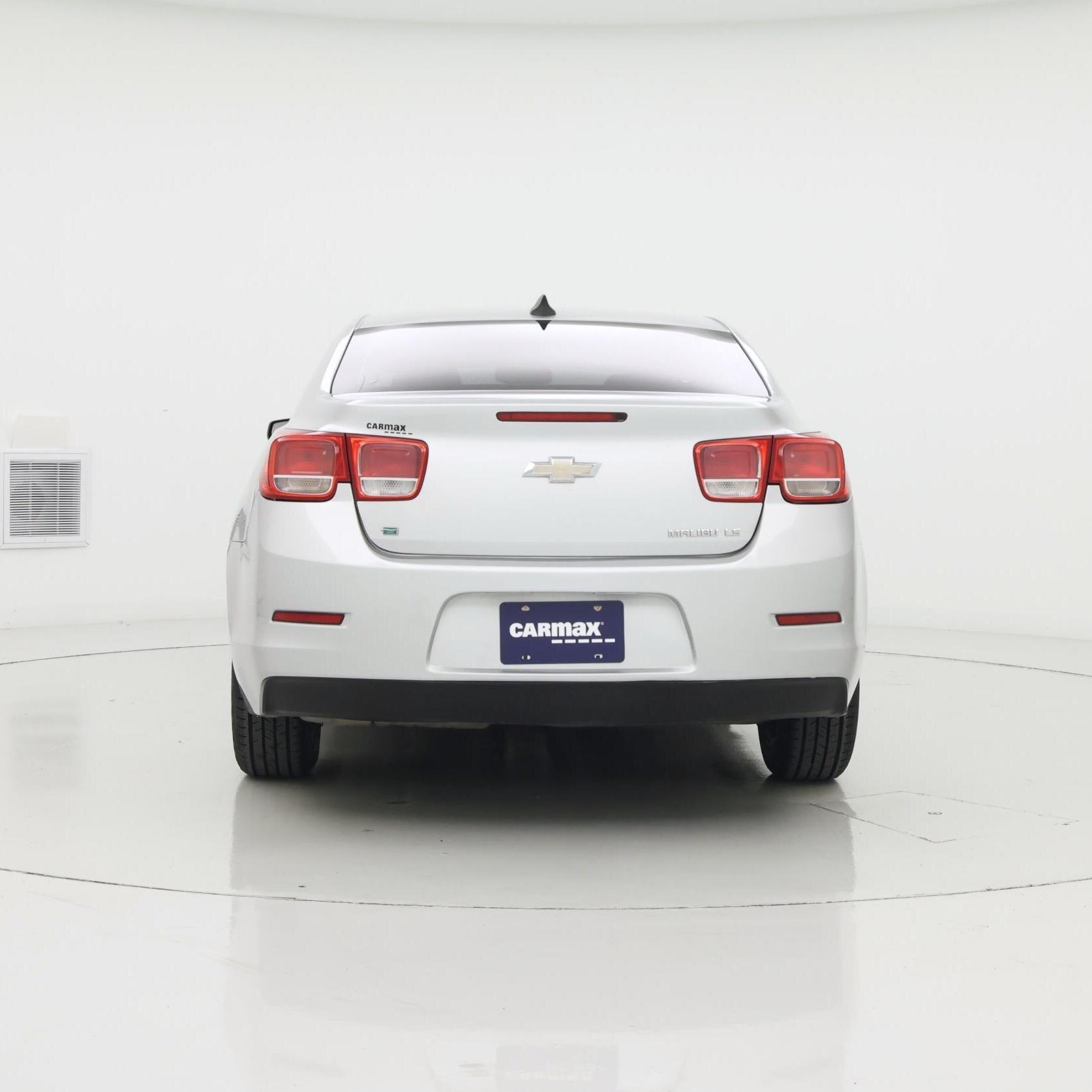 Thumbnail: 2016 Chevrolet Malibu - 6