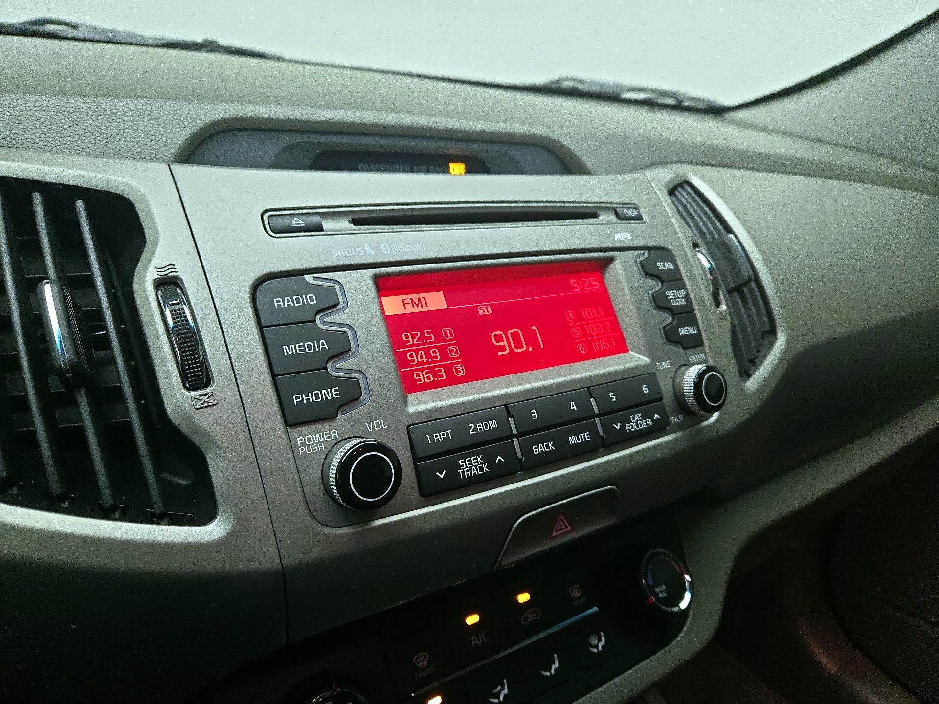 Thumbnail: 2016 Kia Sportage - 14