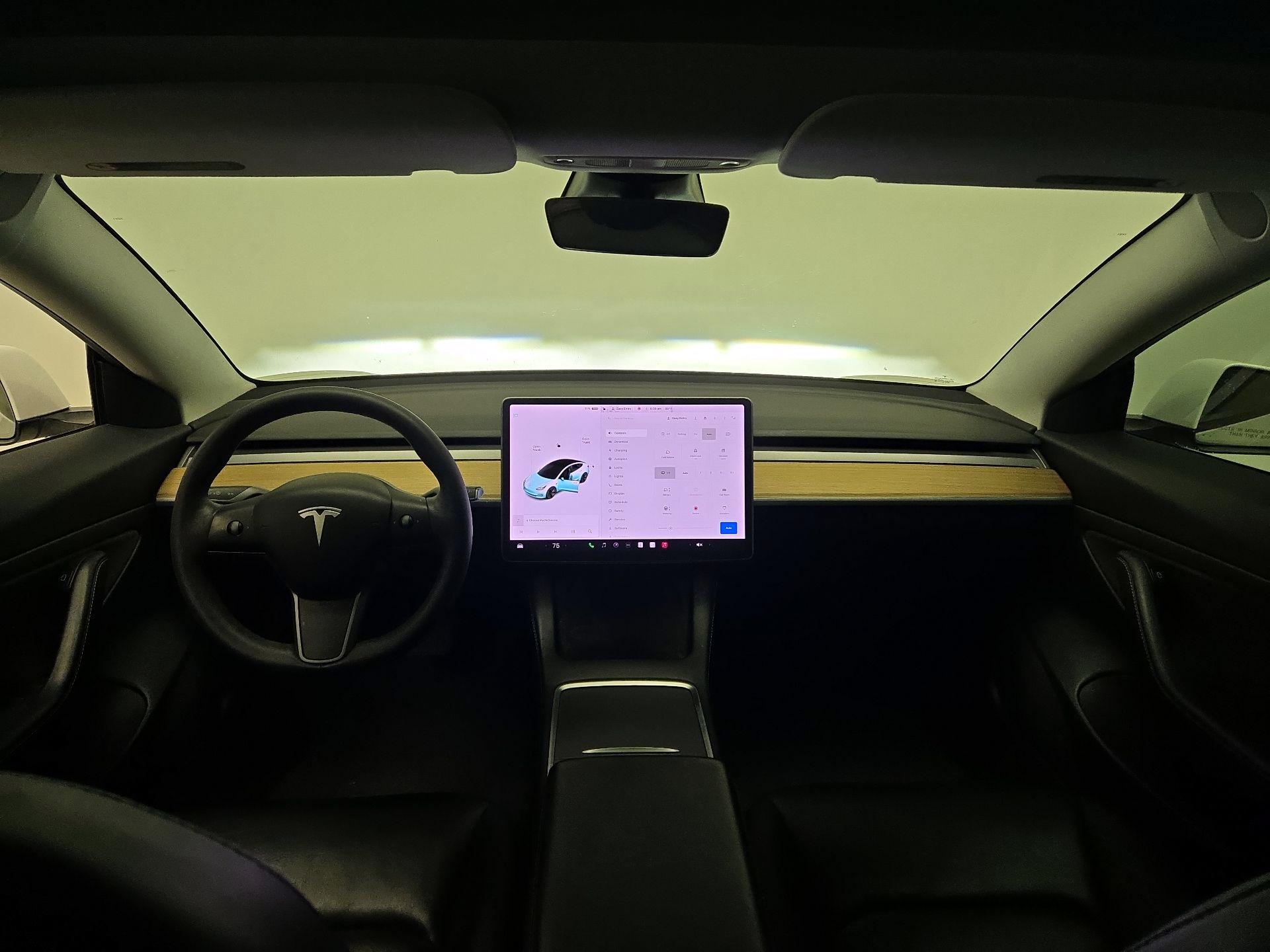 Thumbnail: 2021 Tesla Model 3 - 9