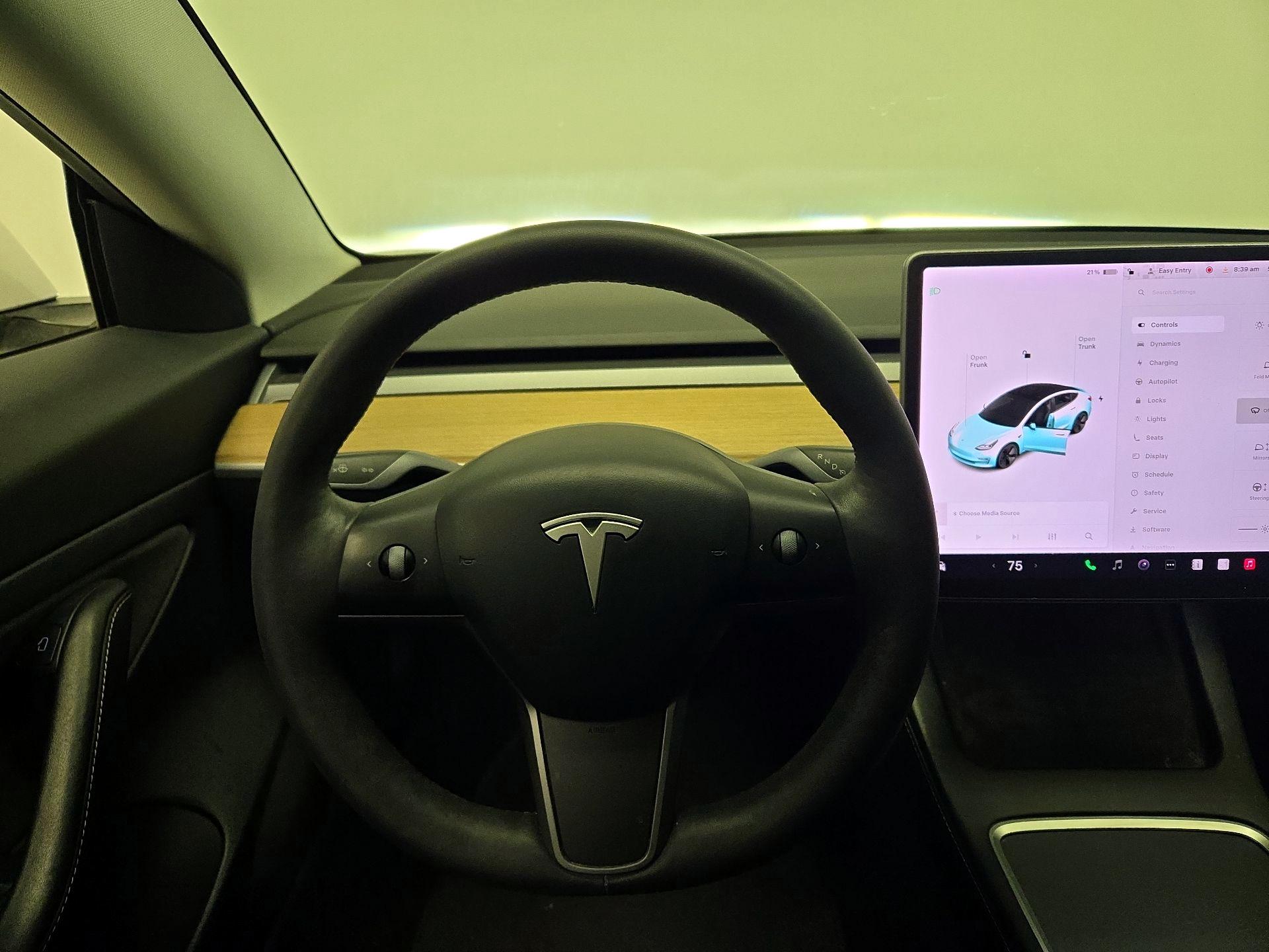 Thumbnail: 2021 Tesla Model 3 - 10