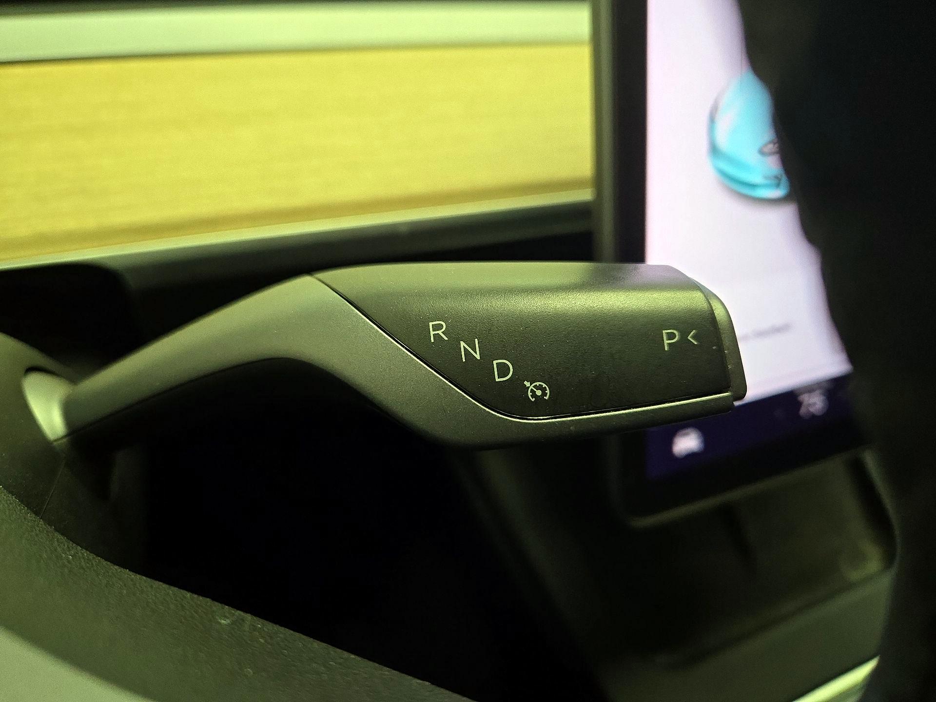 Thumbnail: 2021 Tesla Model 3 - 17