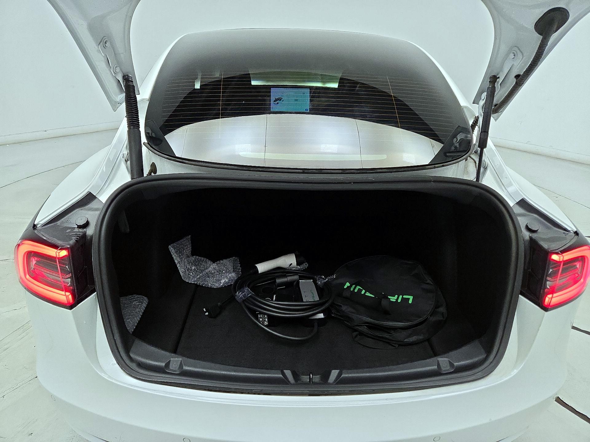 Thumbnail: 2021 Tesla Model 3 - 19