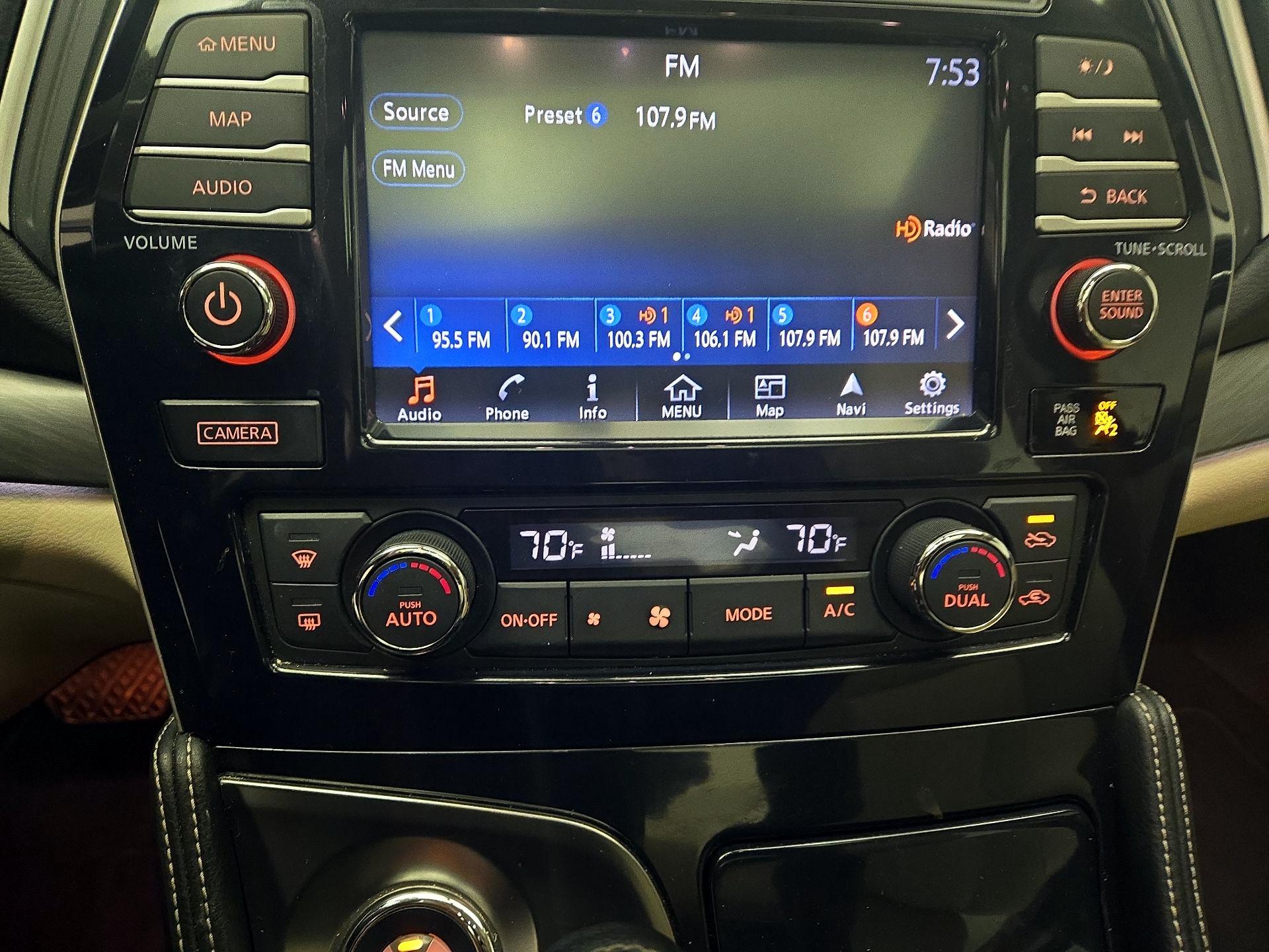 Thumbnail: 2018 Nissan Maxima - 17