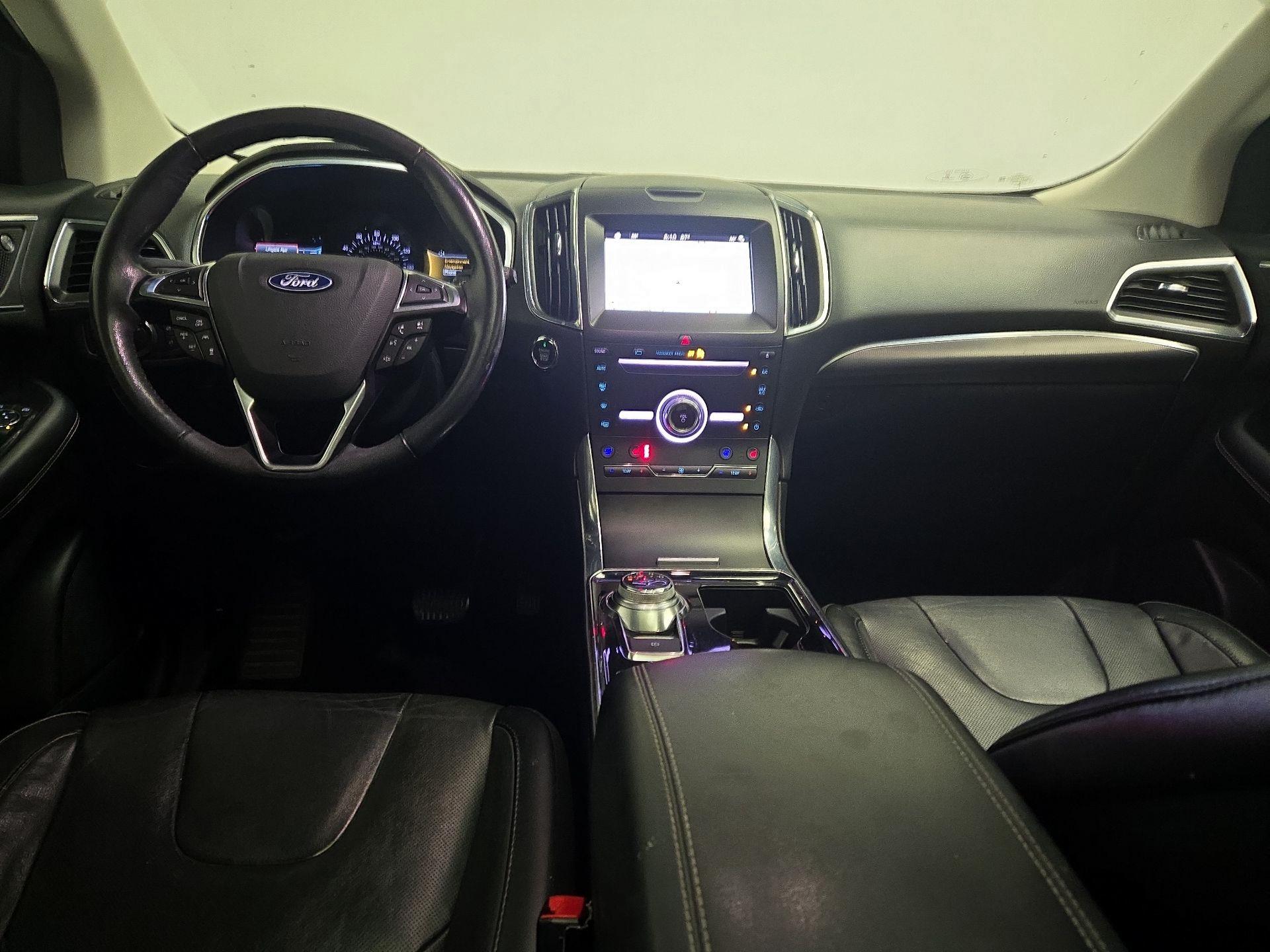 Thumbnail: 2019 Ford Edge - 9