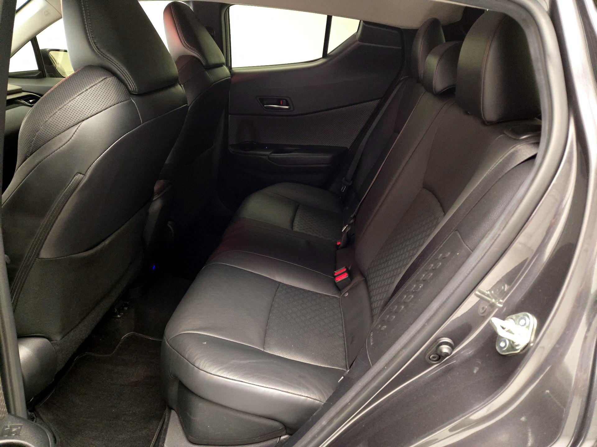 Thumbnail: 2021 Toyota C-HR - 19