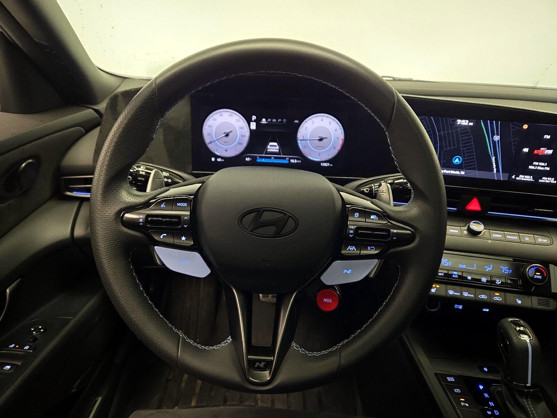 Thumbnail: 2025 Hyundai Elantra - 10