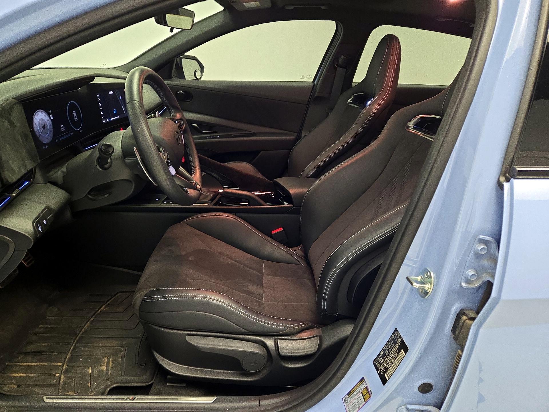 Thumbnail: 2025 Hyundai Elantra - 11