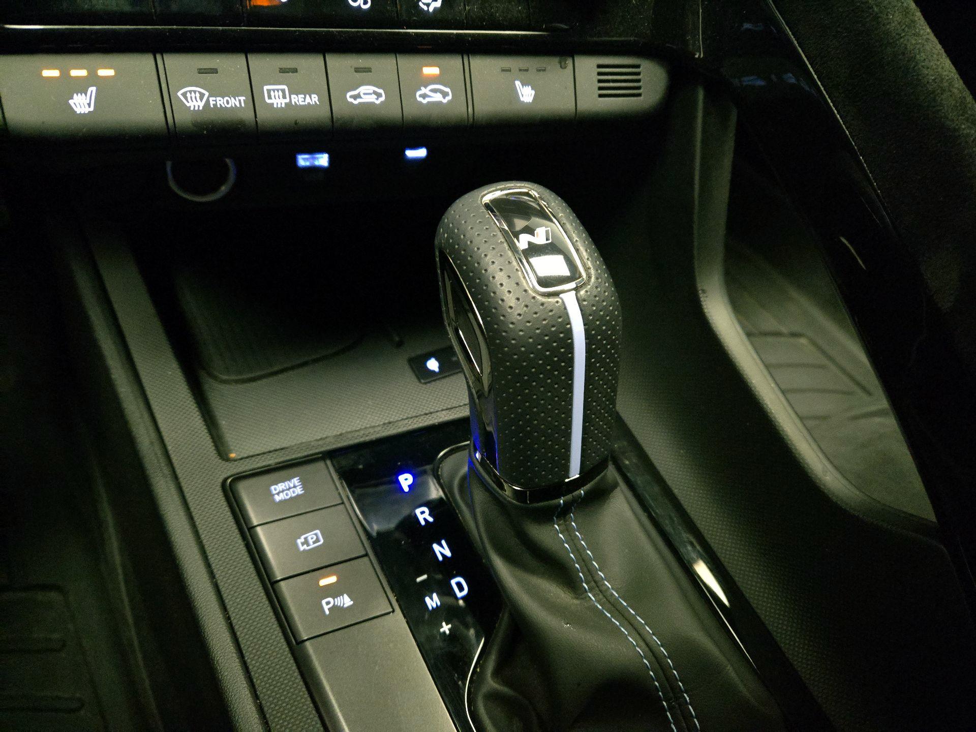 Thumbnail: 2025 Hyundai Elantra - 18